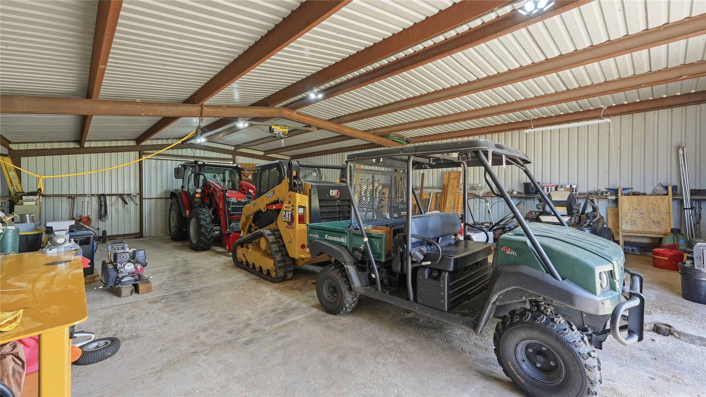 main property photo 26