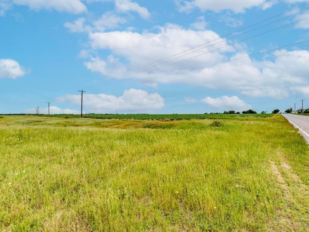 main property photo 6