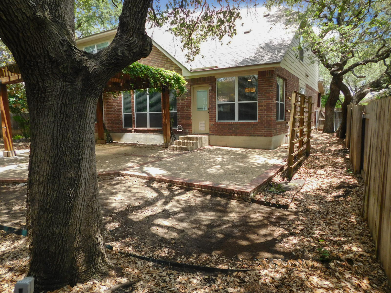 main property photo 38