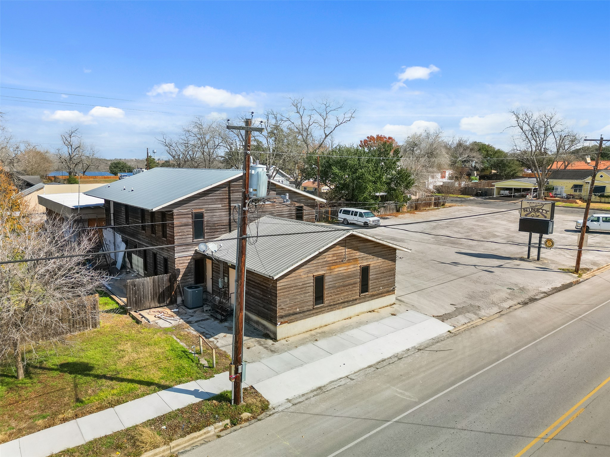 main property photo 24