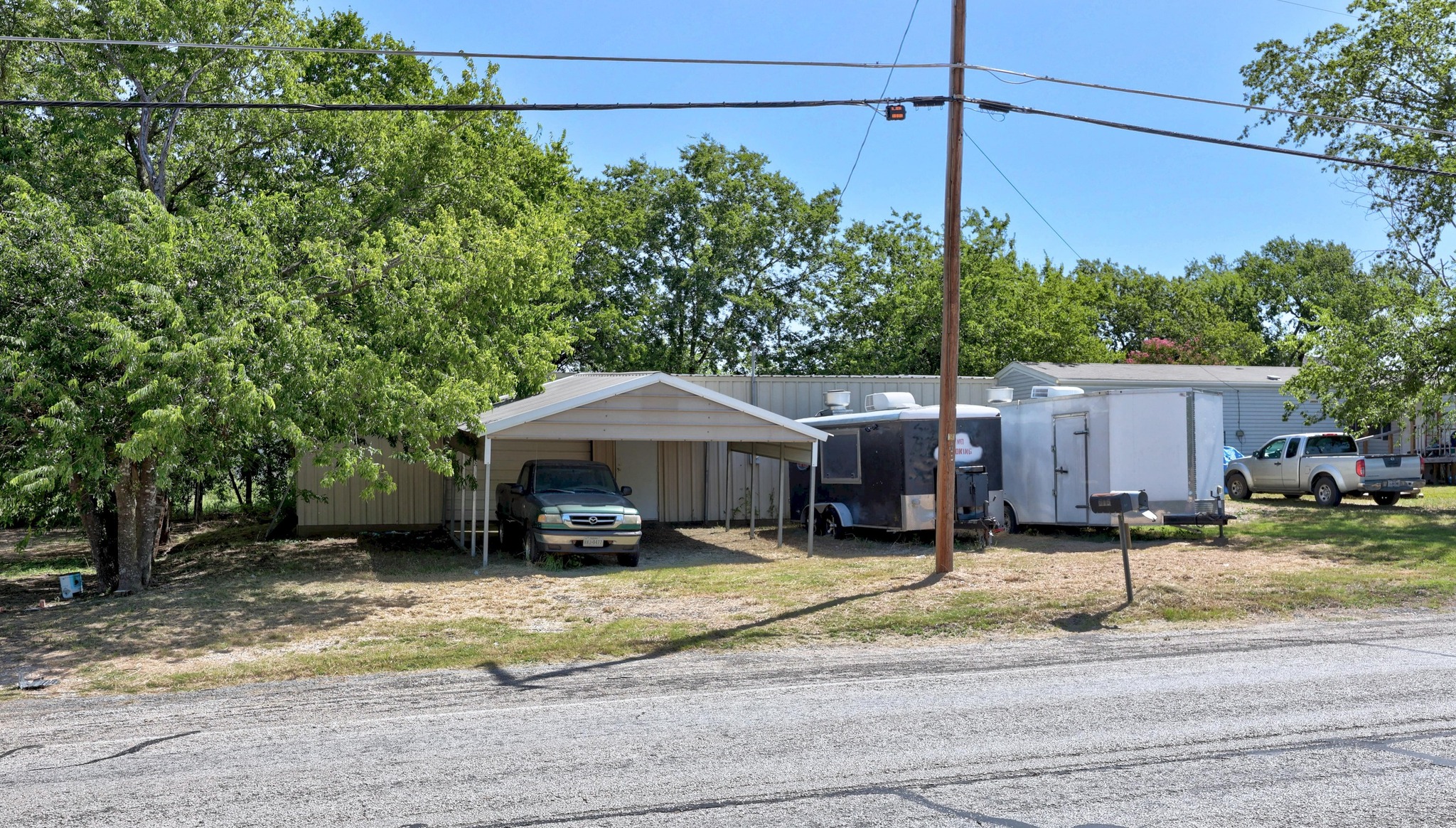 main property photo 5