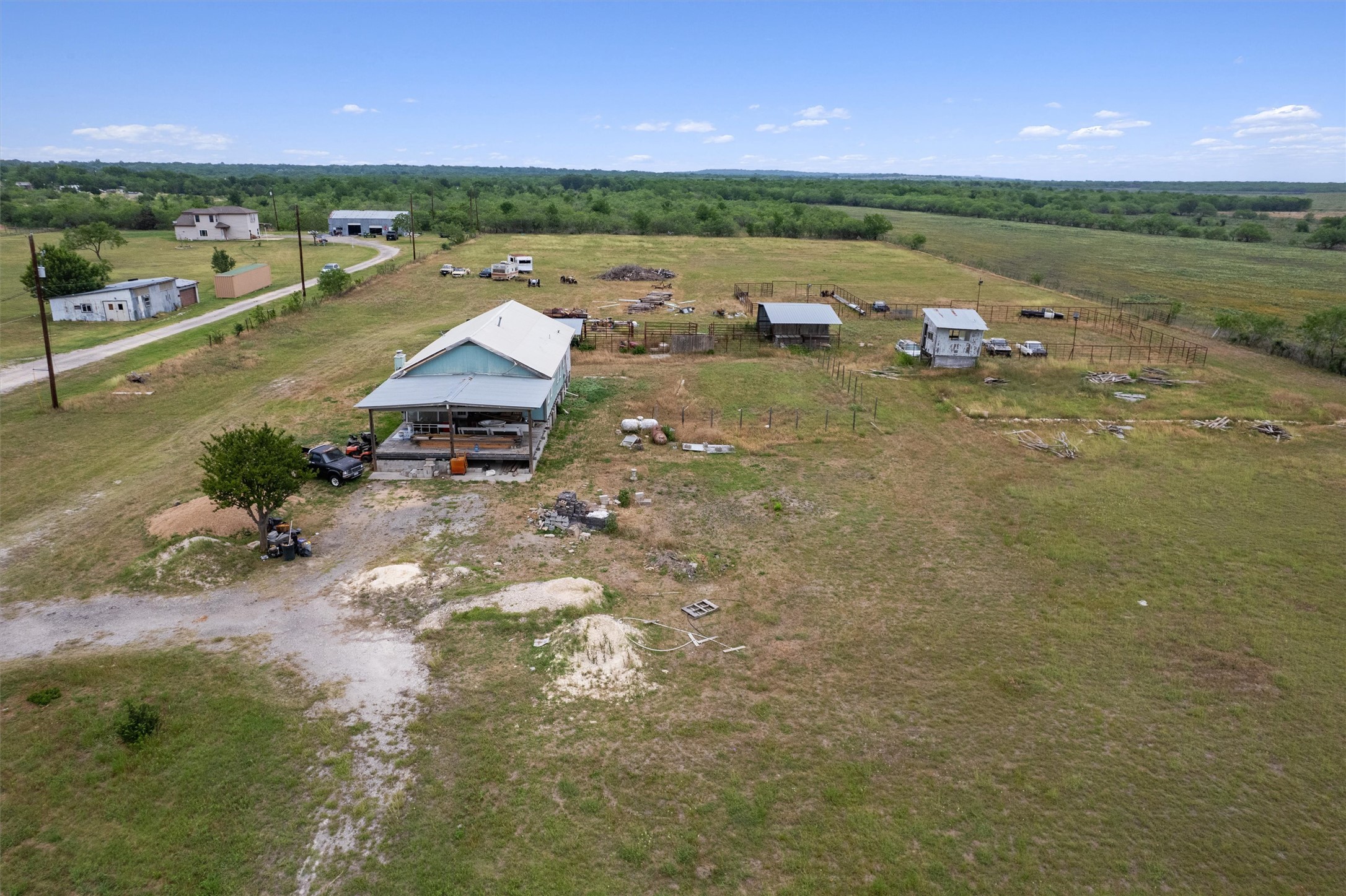 main property photo 7