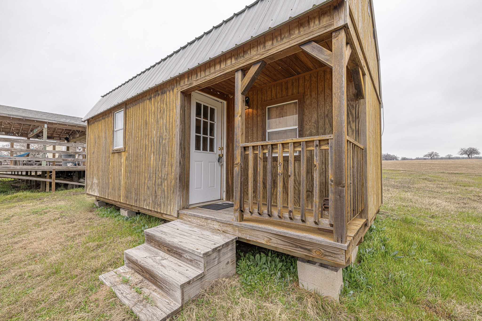 main property photo 24