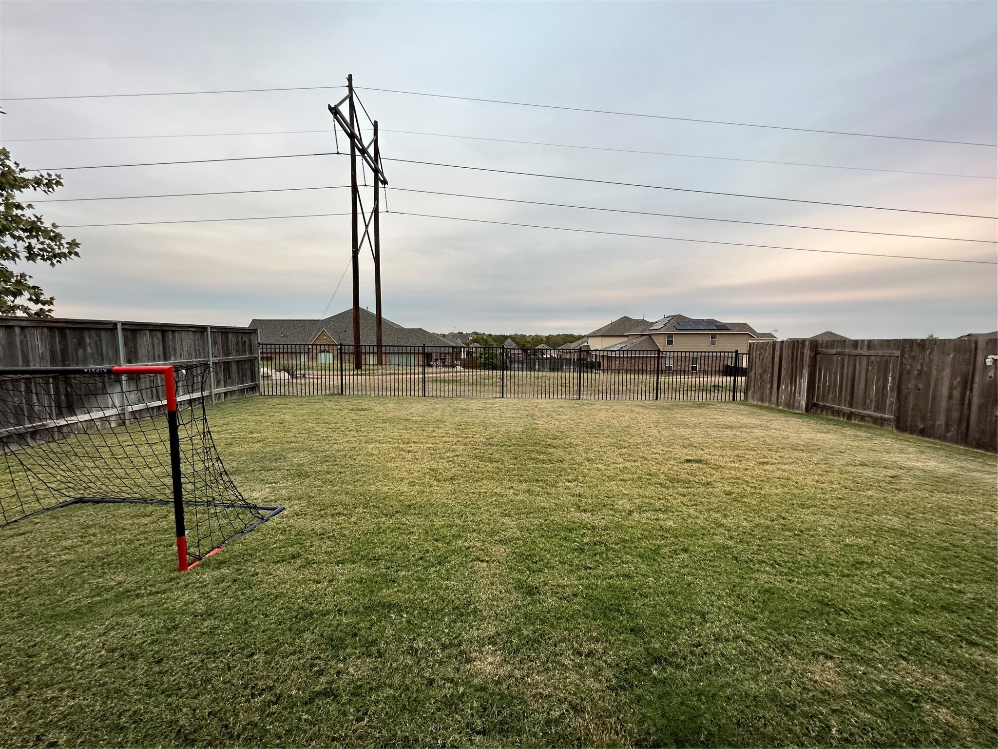 main property photo 9