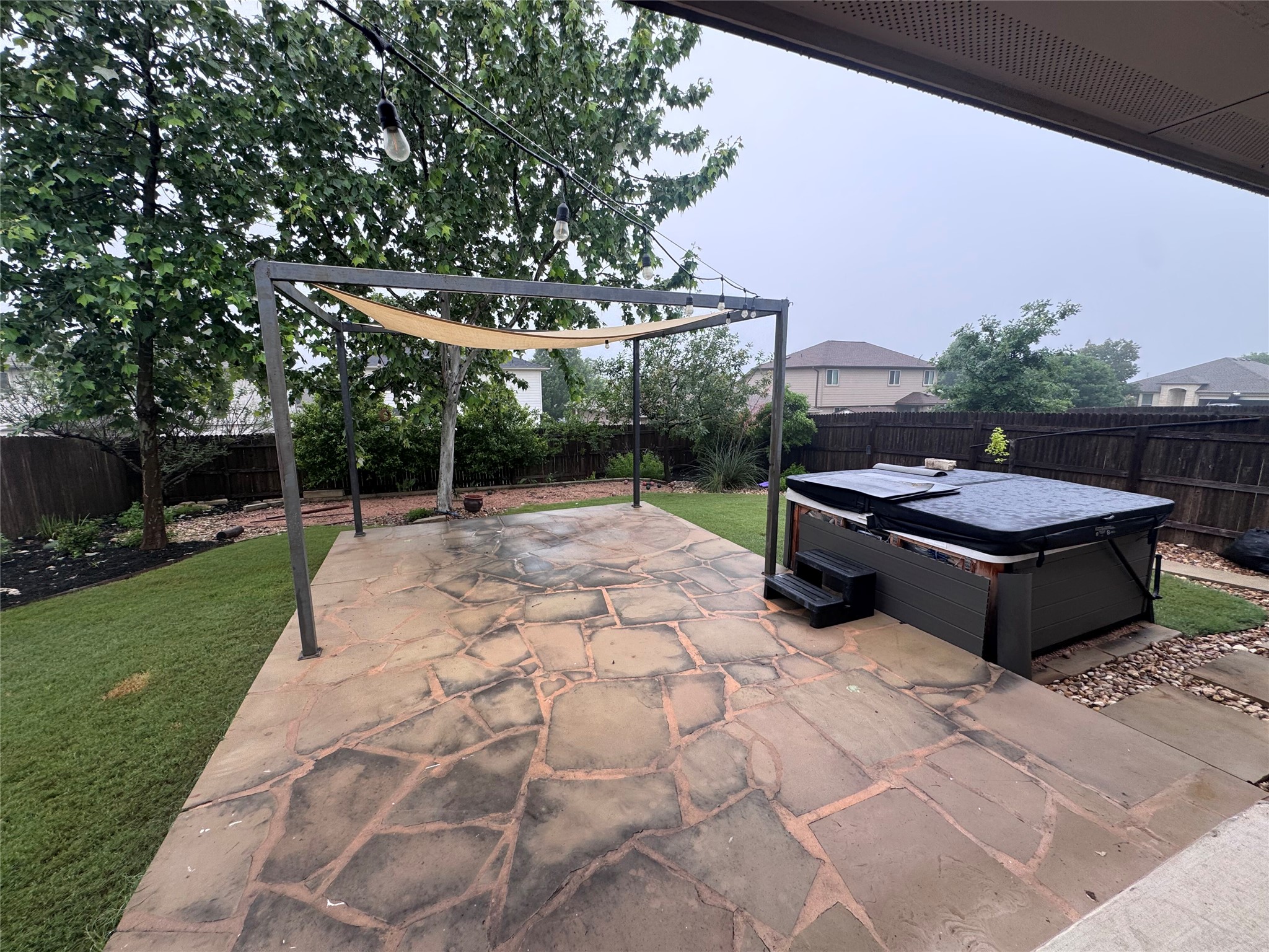 main property photo 13