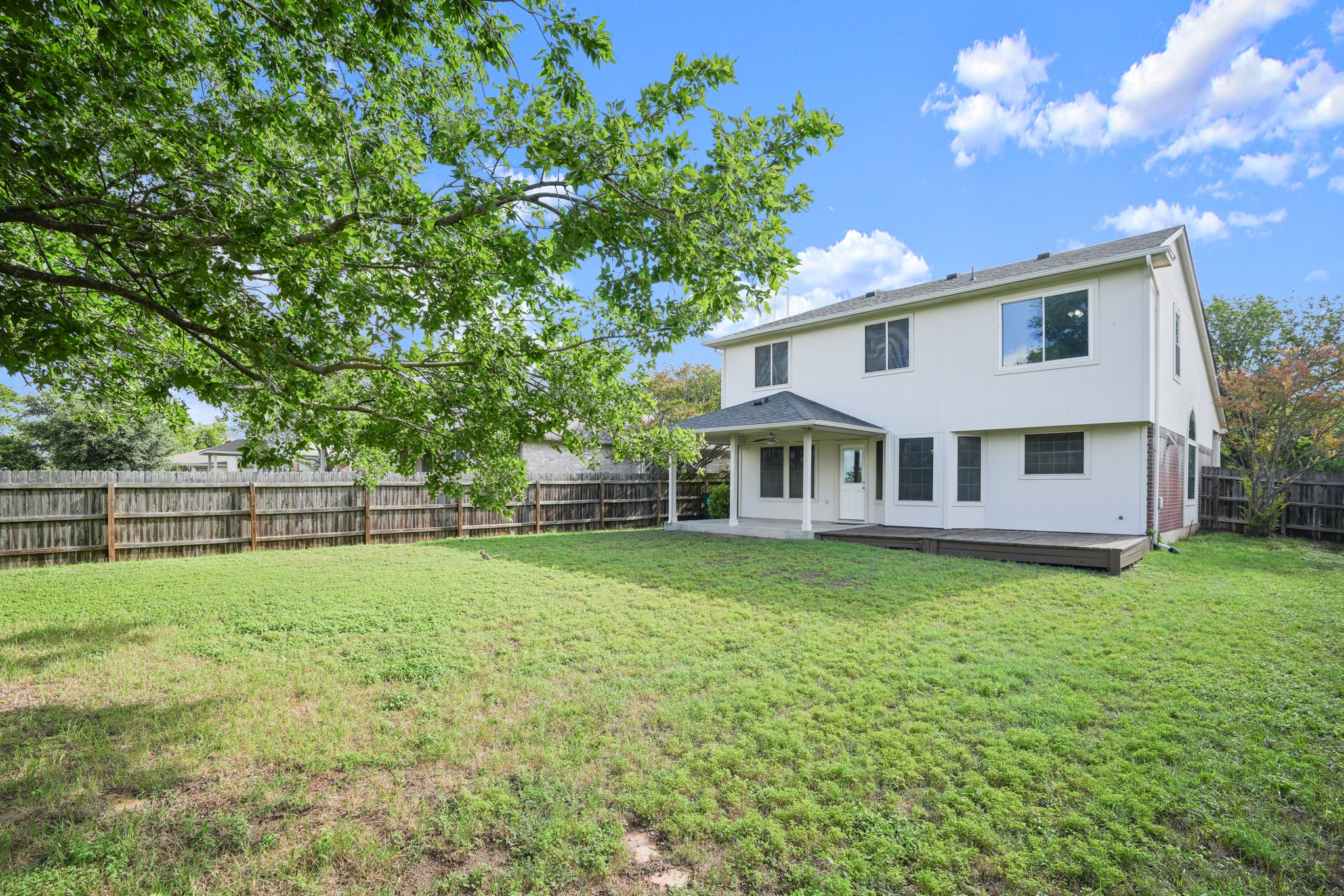 main property photo 7