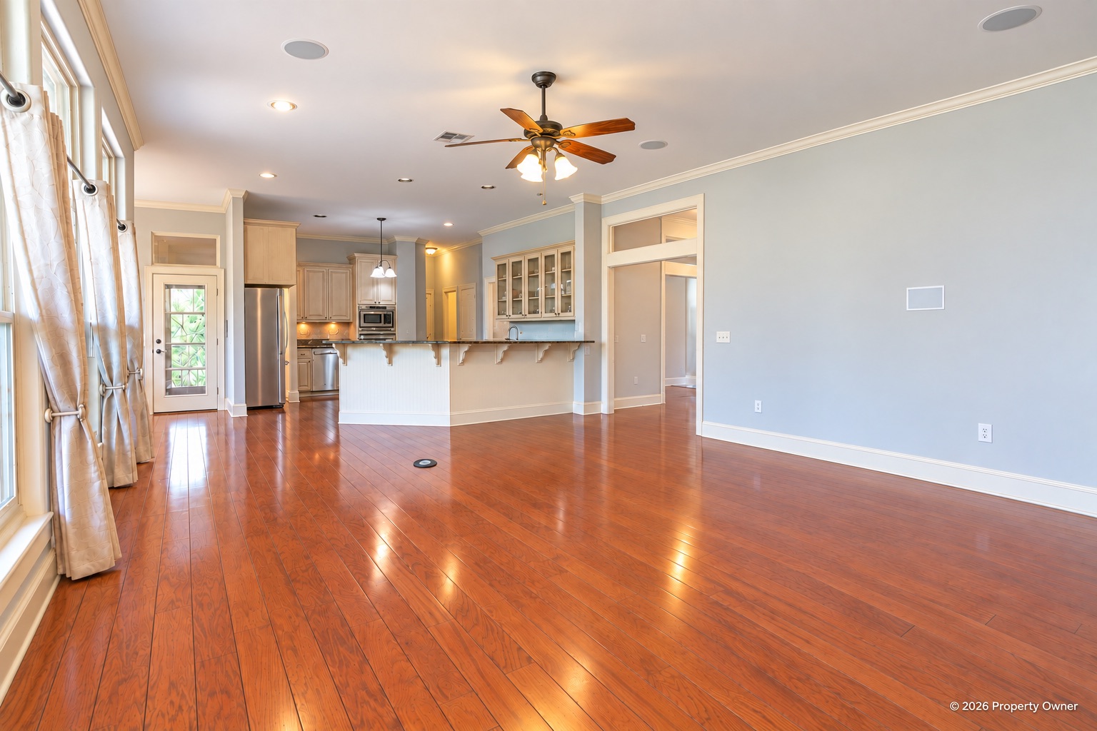 main property photo 3
