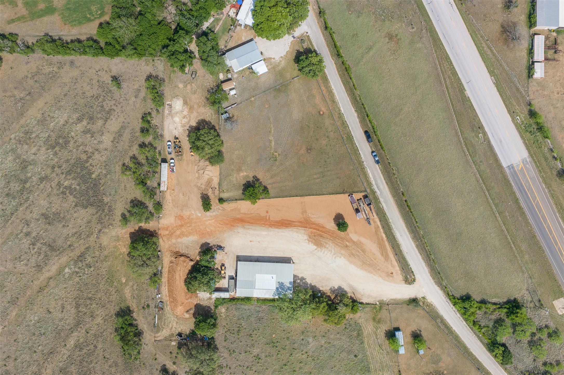 main property photo 33
