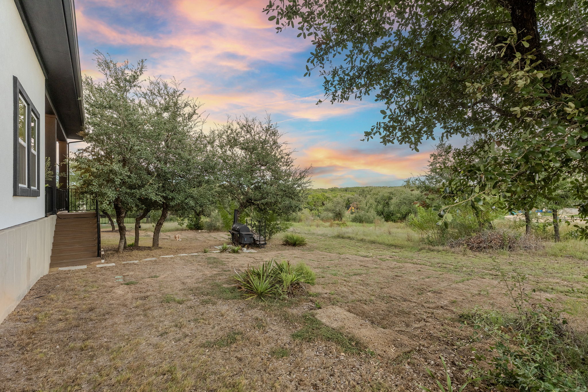 main property photo 29