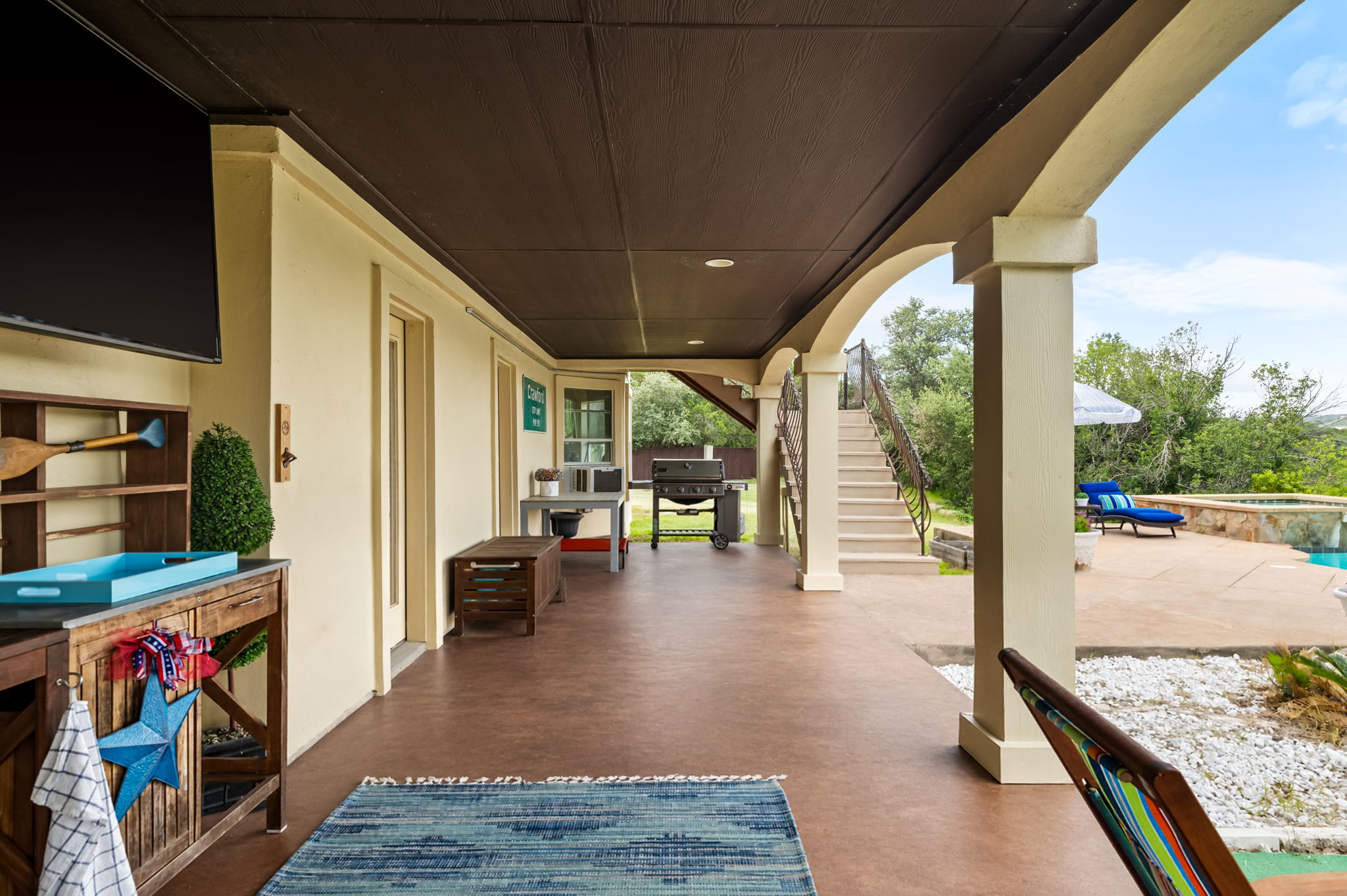 main property photo 29