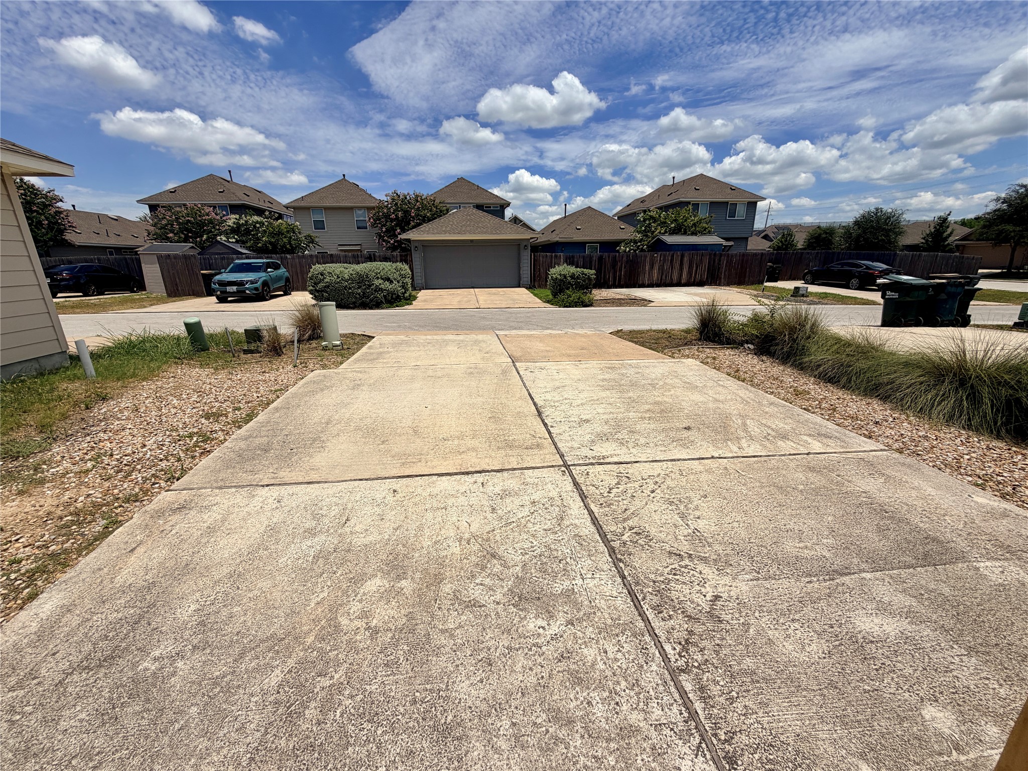 main property photo 19