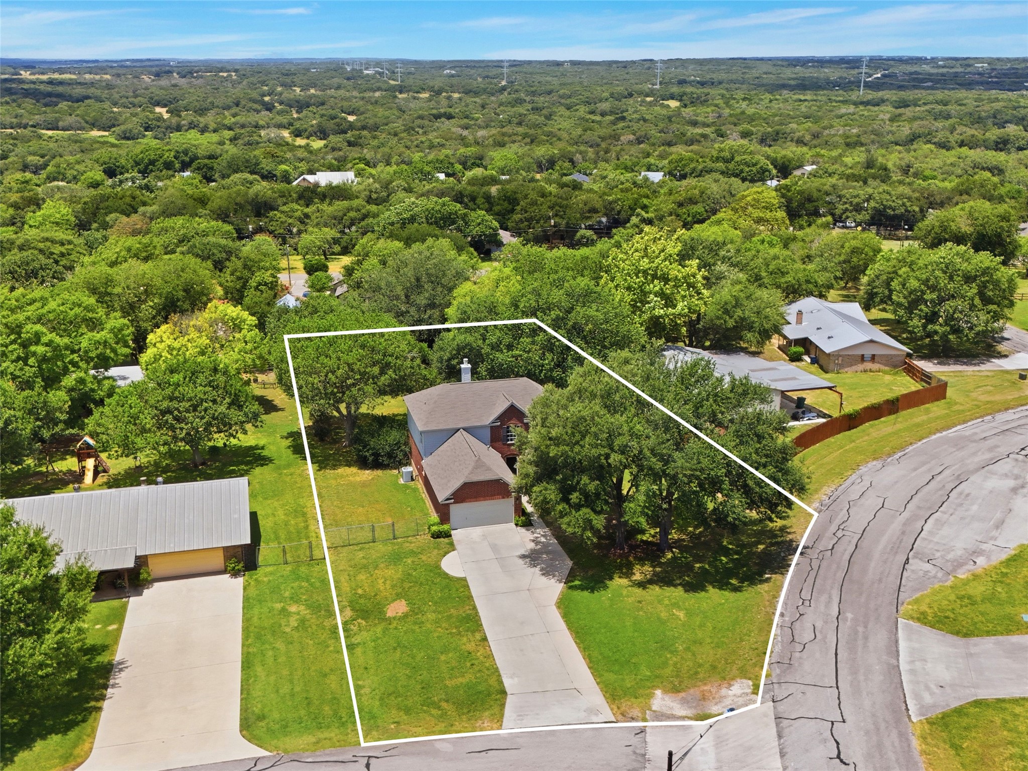 main property photo 28