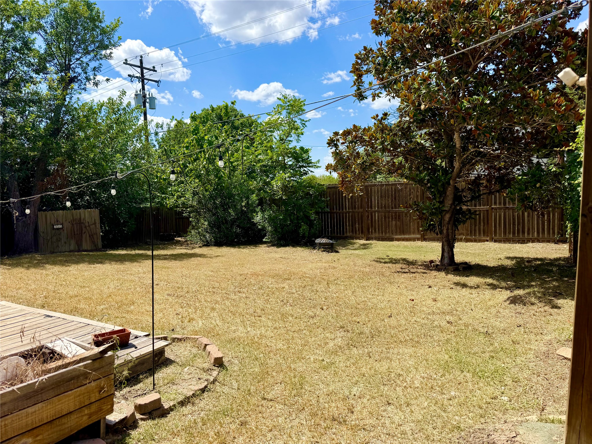 main property photo 17