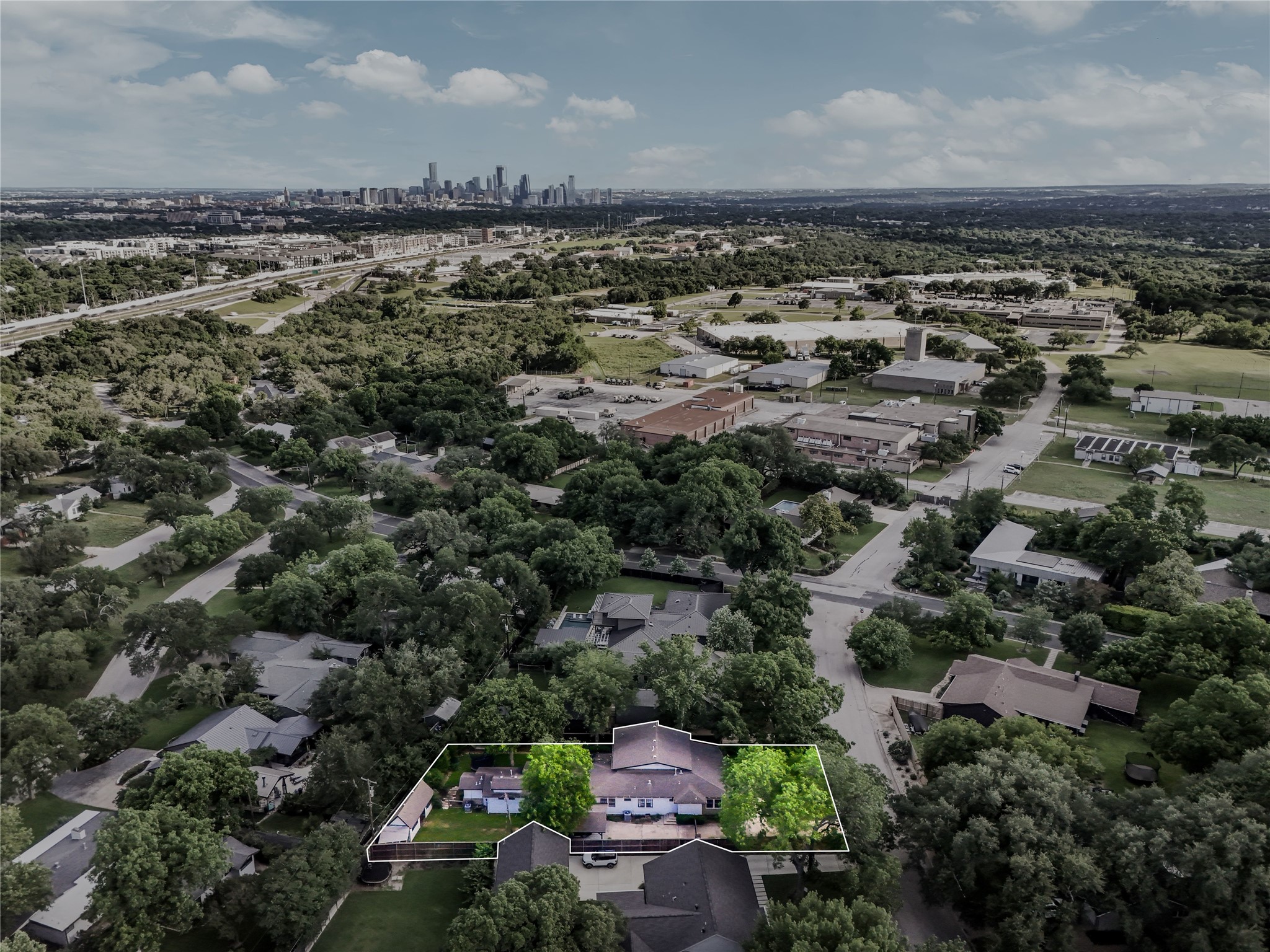 main property photo 36