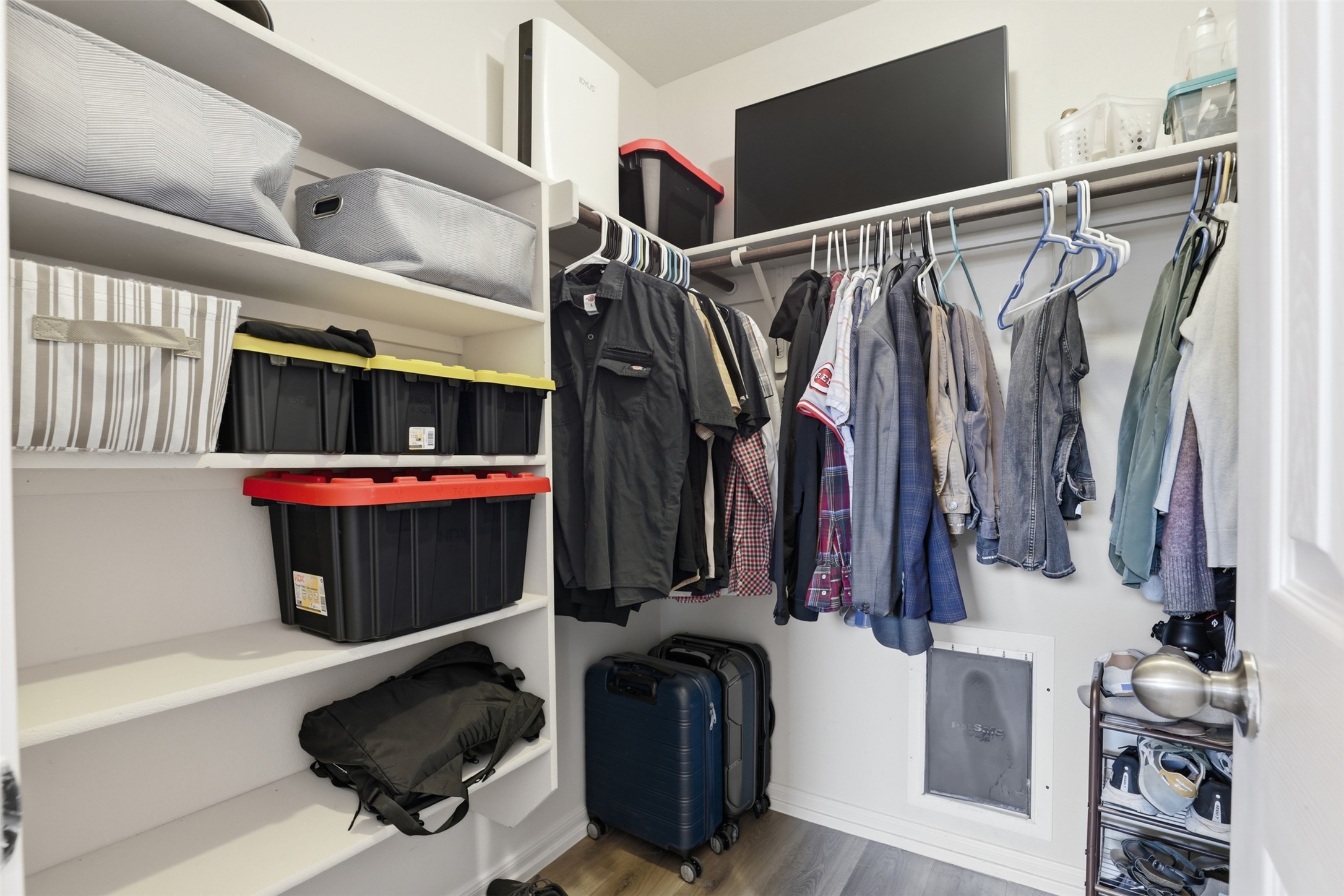 main property photo 13