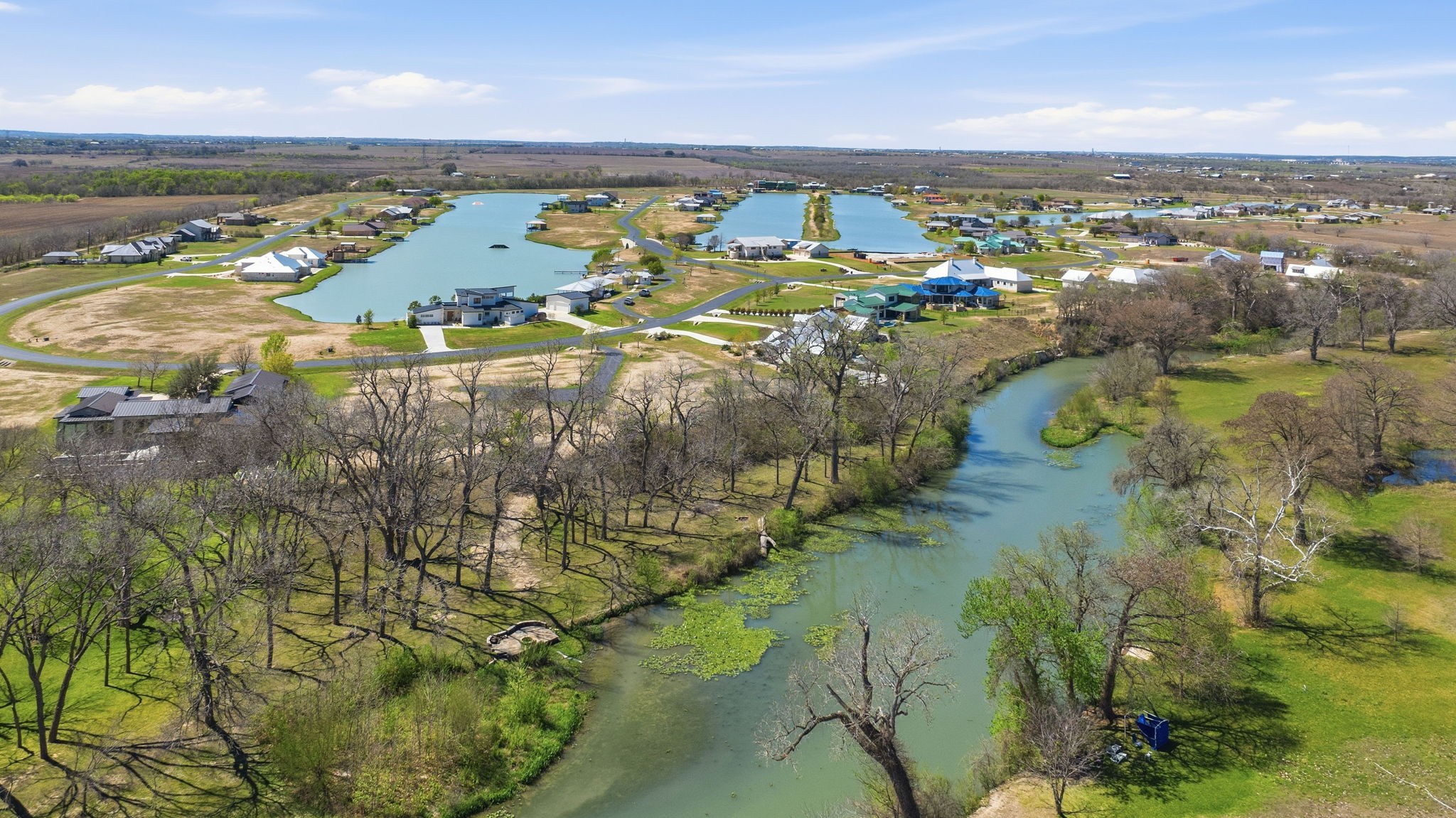 main property photo 24
