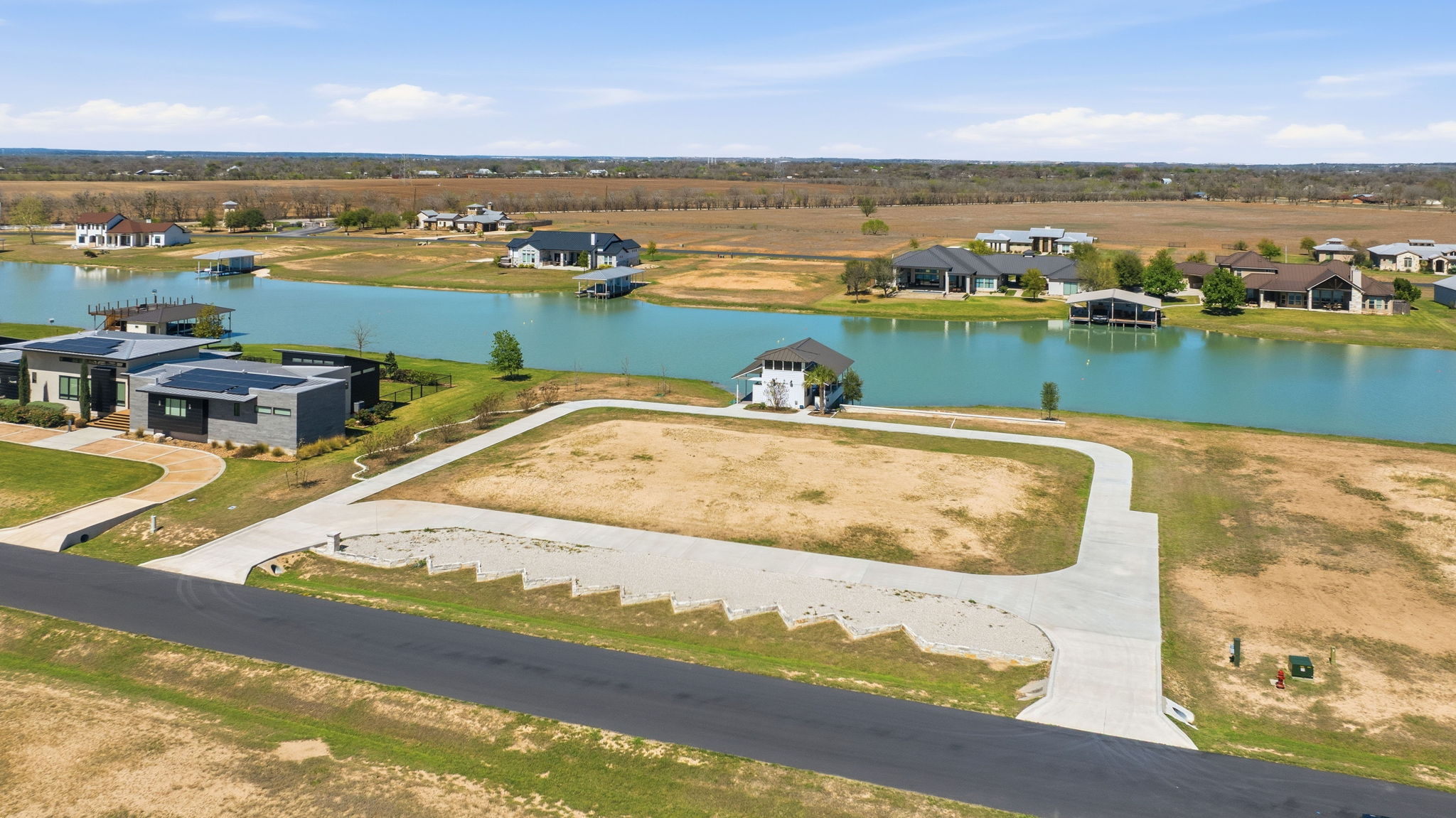 main property photo 34