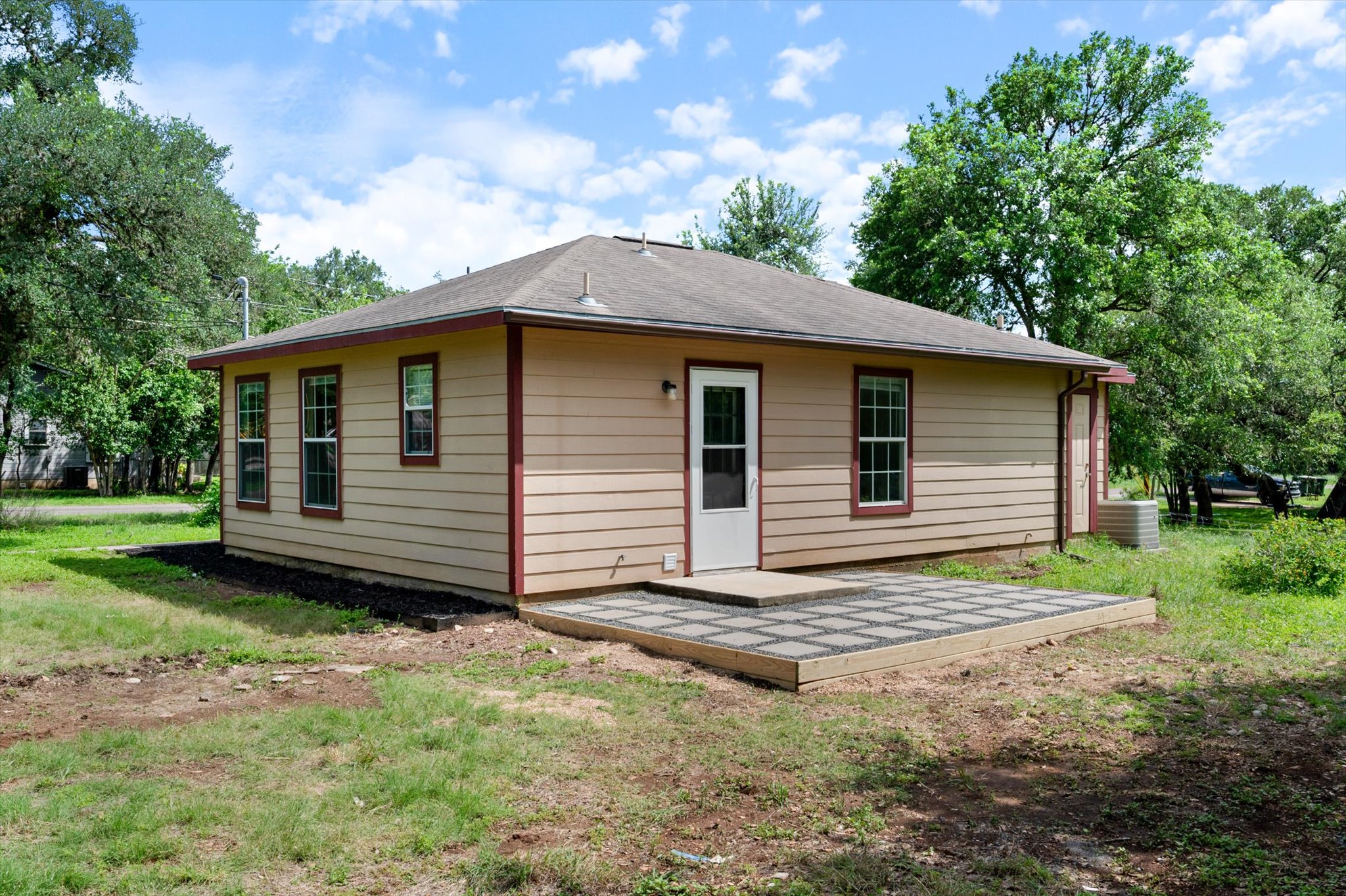 main property photo 24