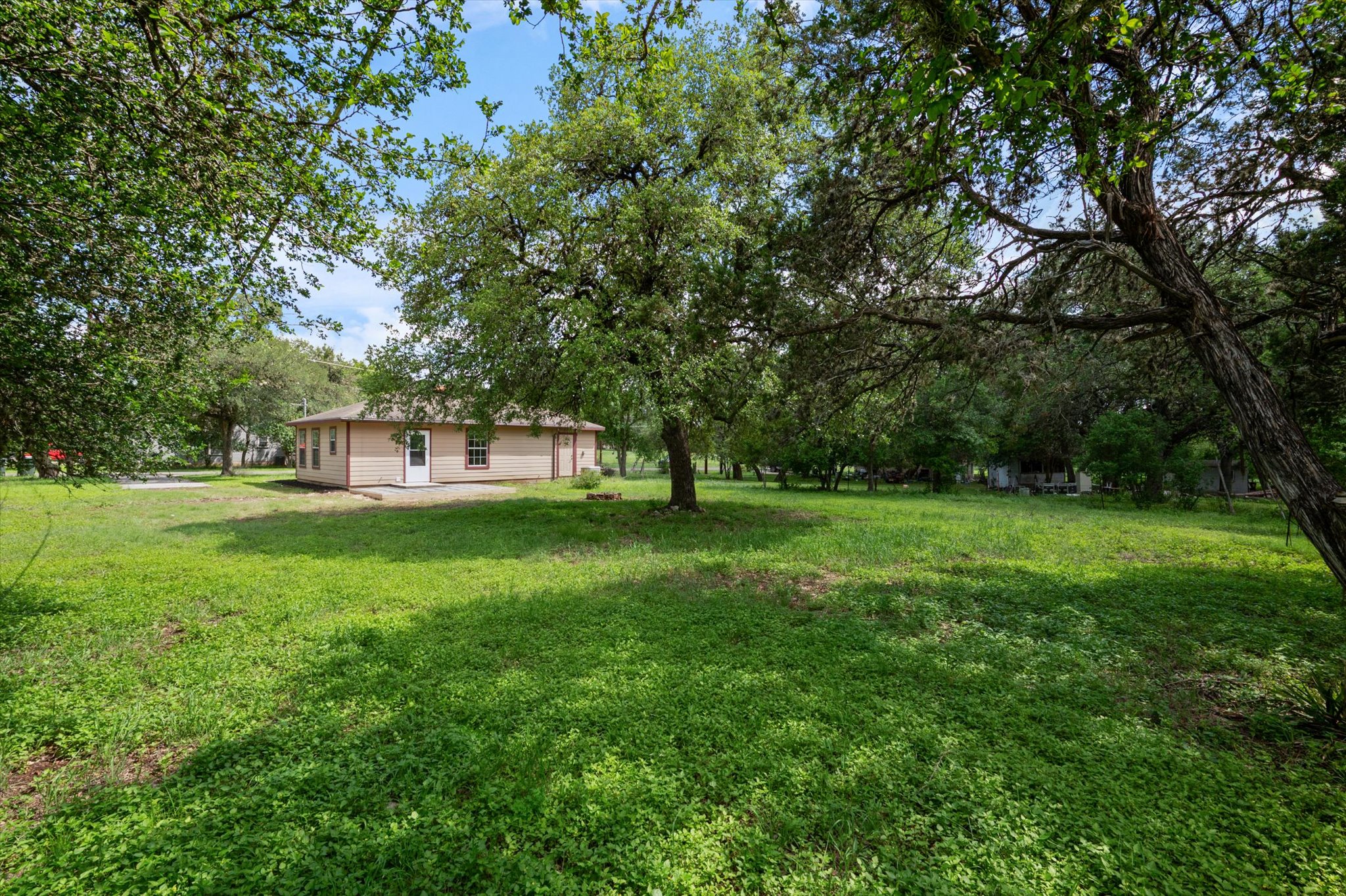 main property photo 35