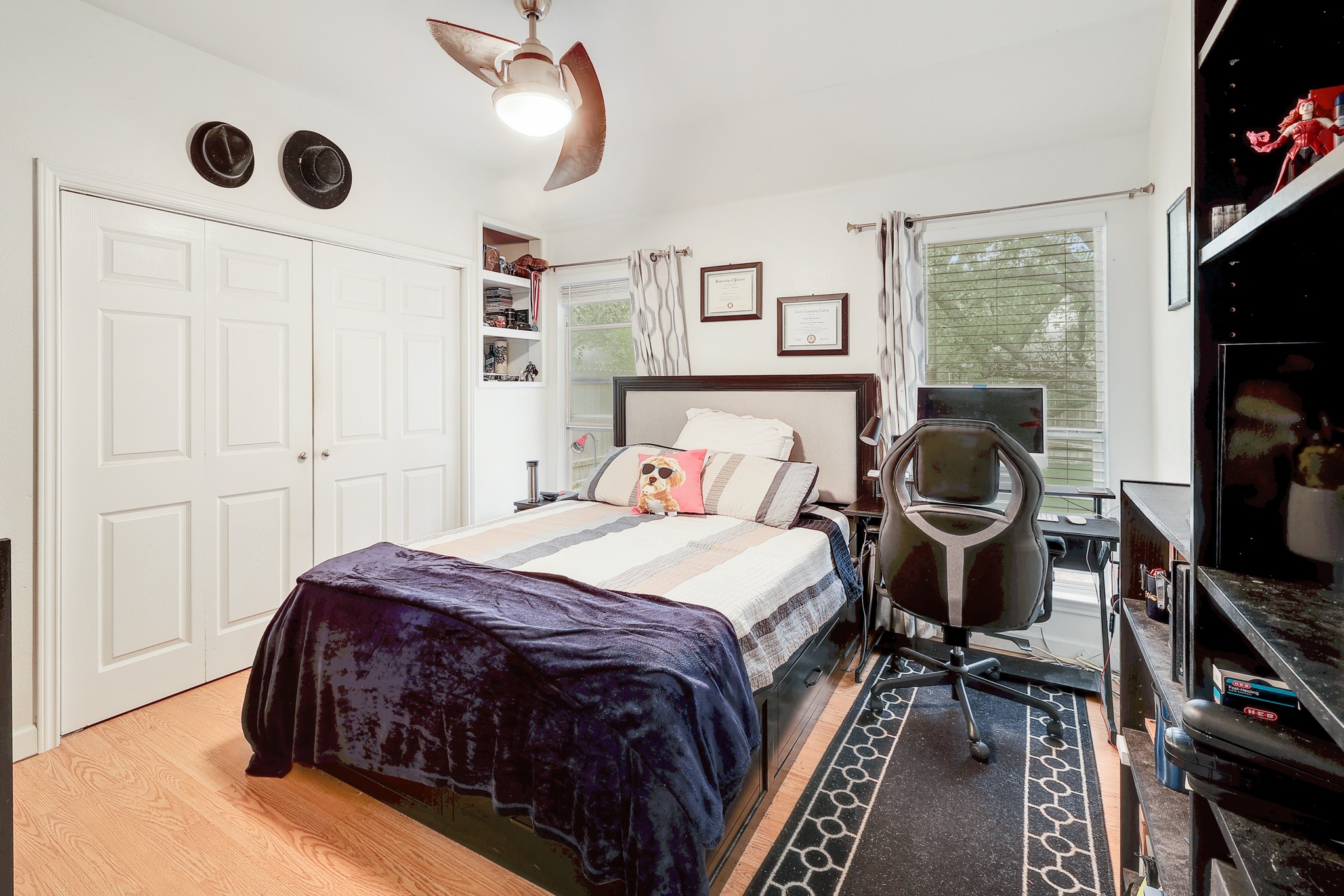 main property photo 18