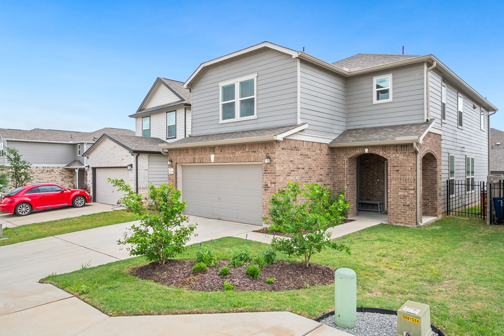 main property photo 14