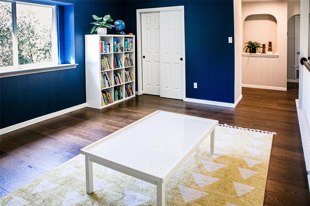 main property photo 25