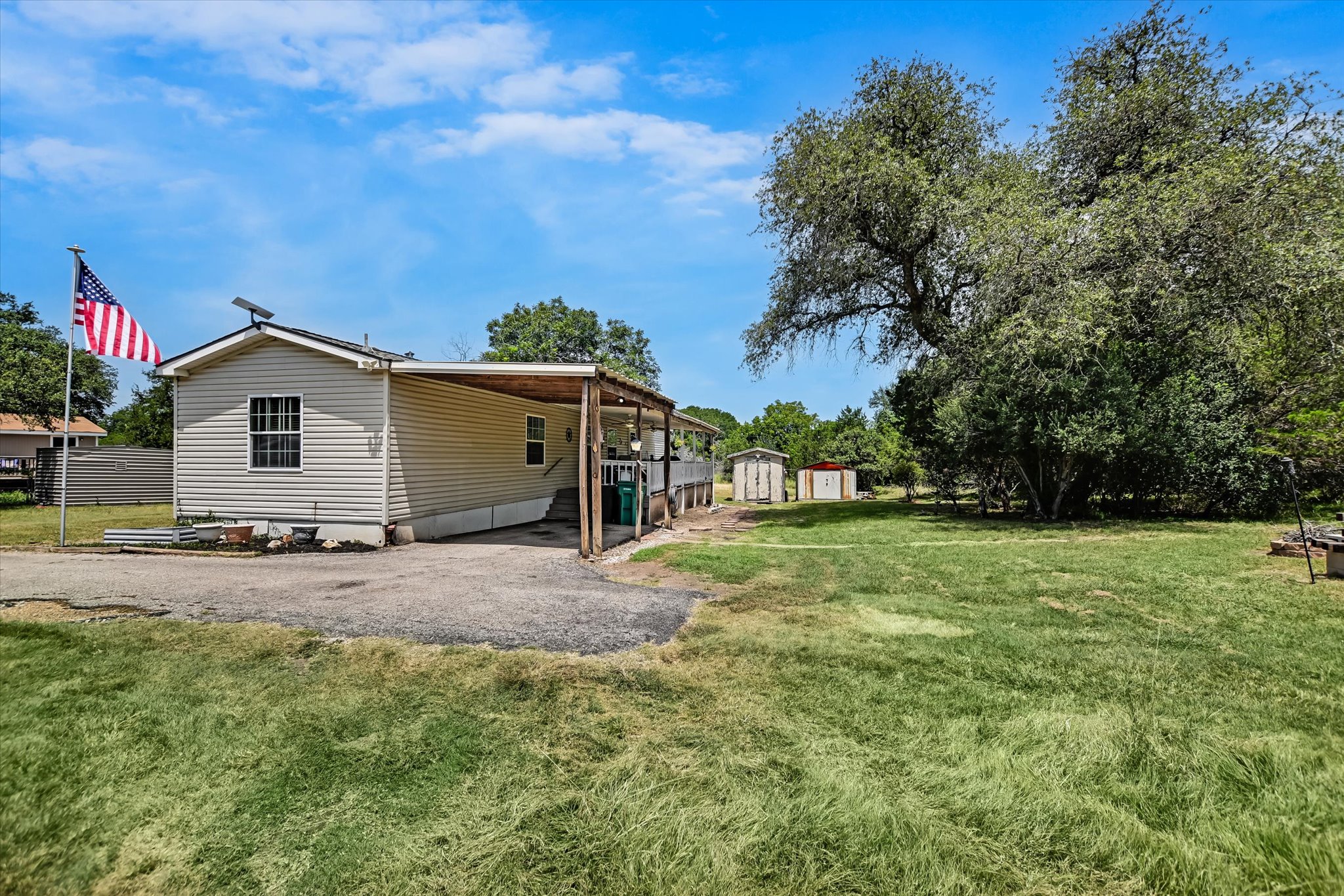 main property photo 14