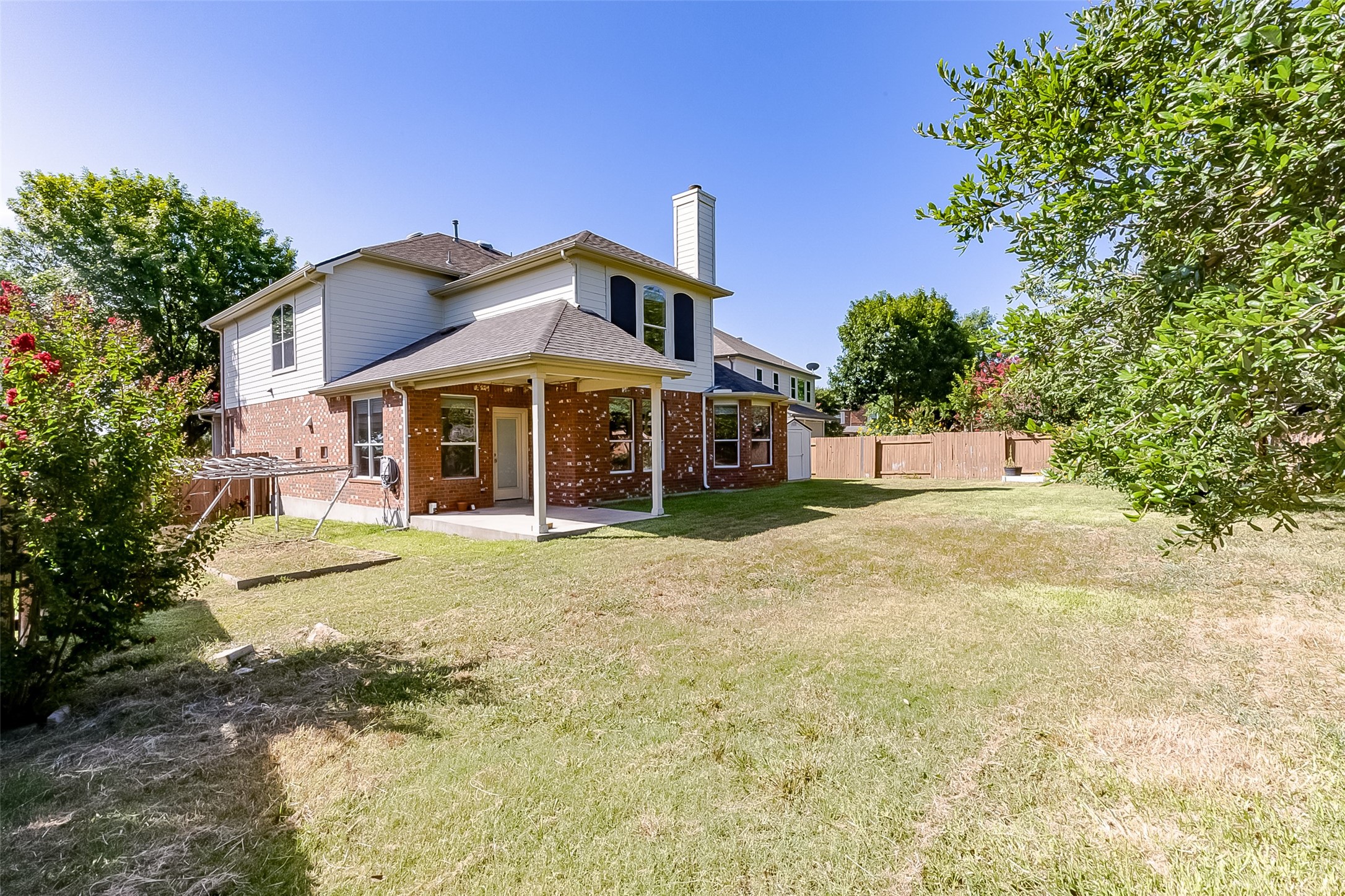 main property photo 31