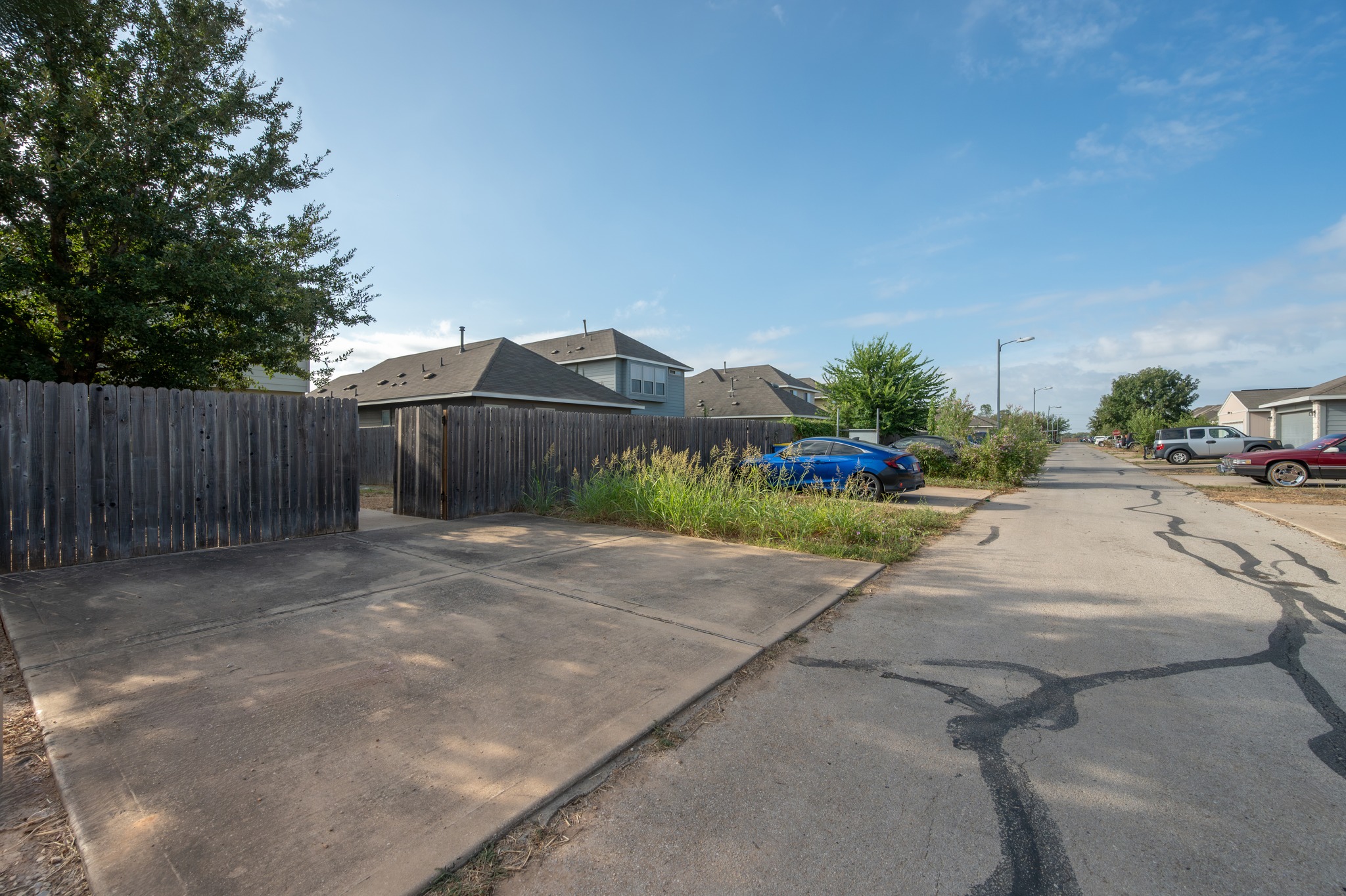 main property photo 23