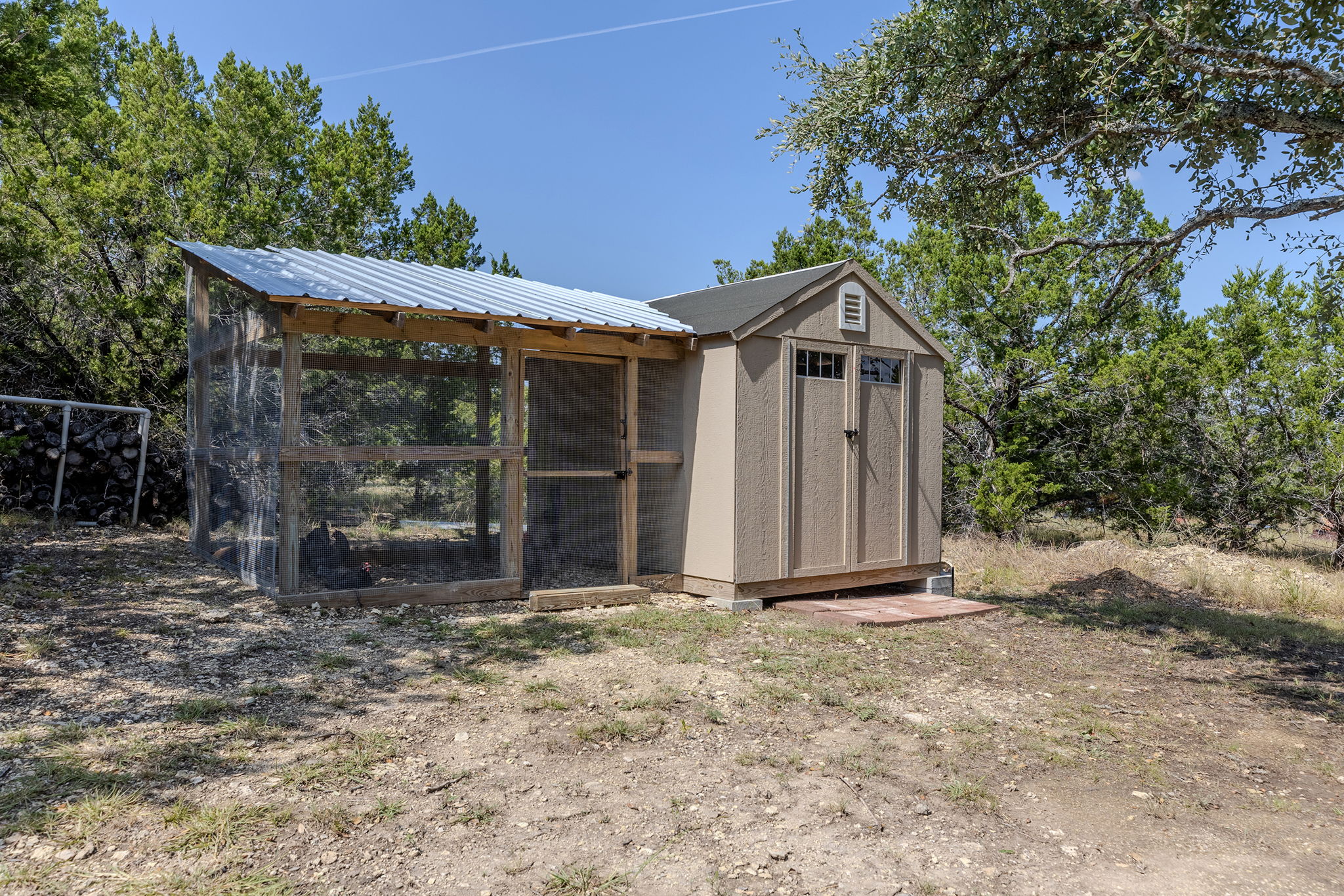 main property photo 39
