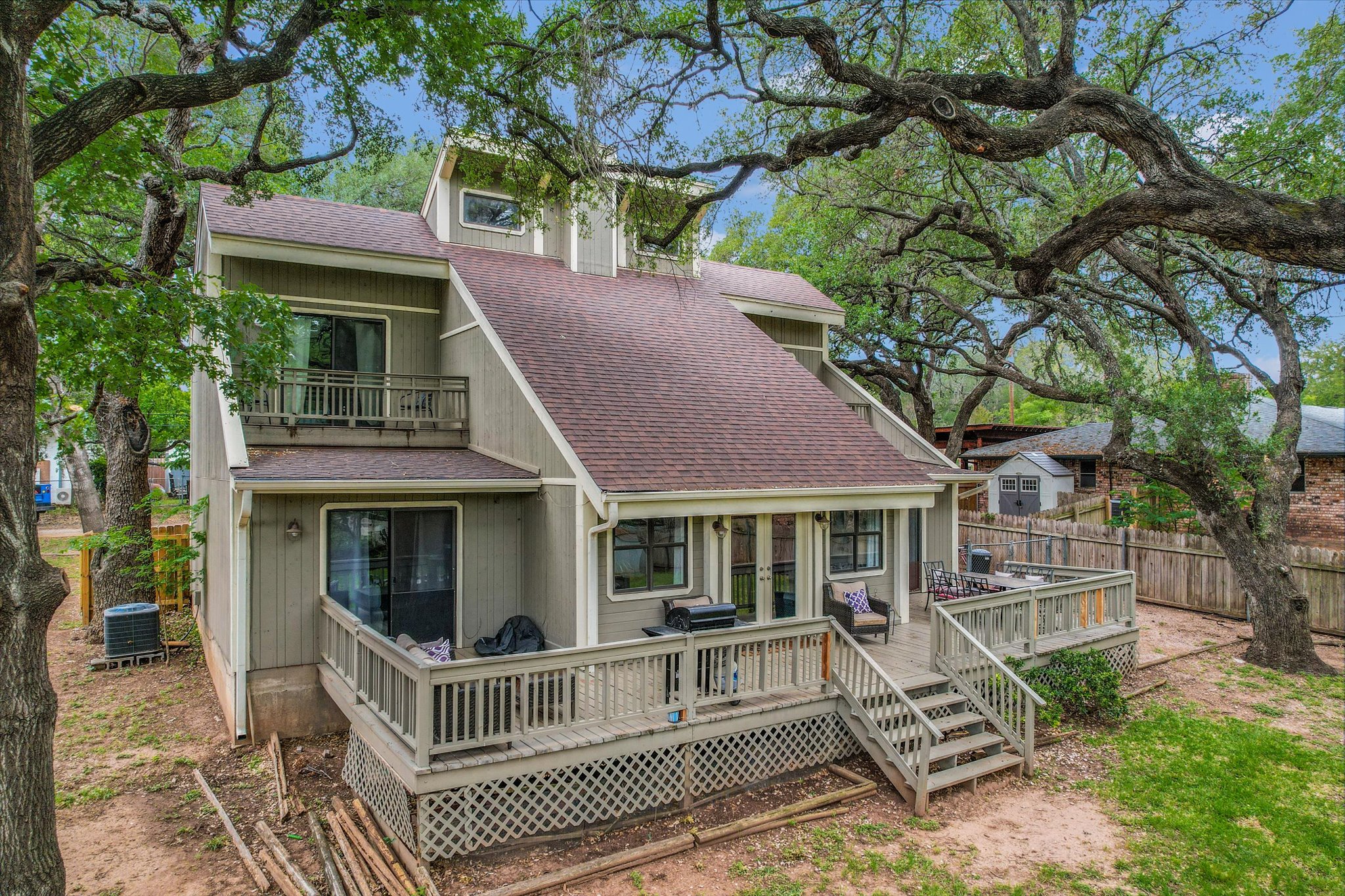 main property photo 27
