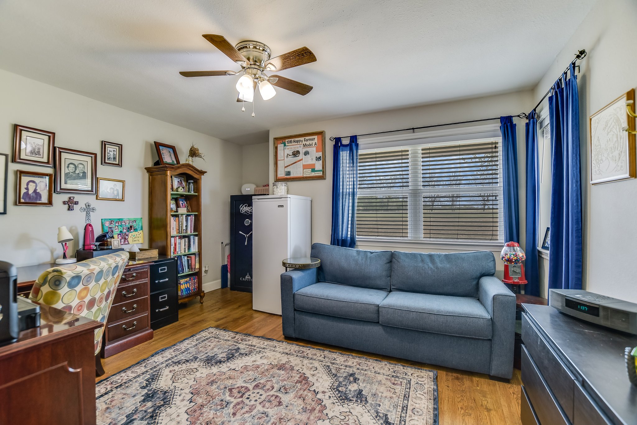 main property photo 19