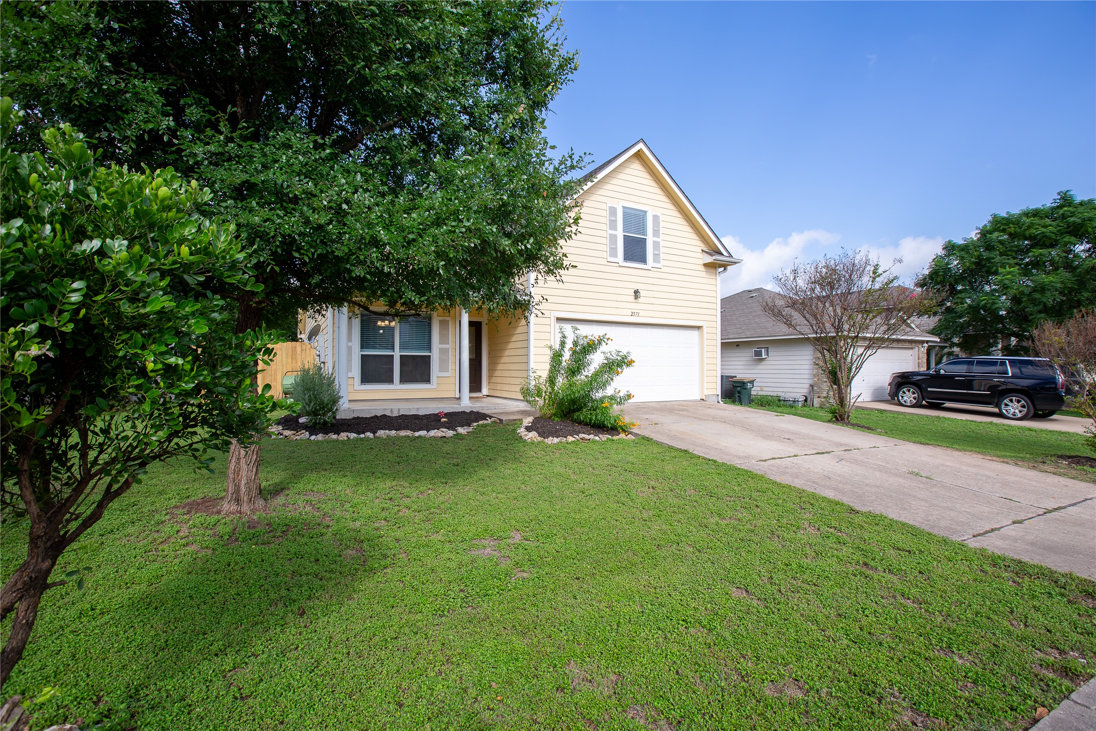 main property photo 28