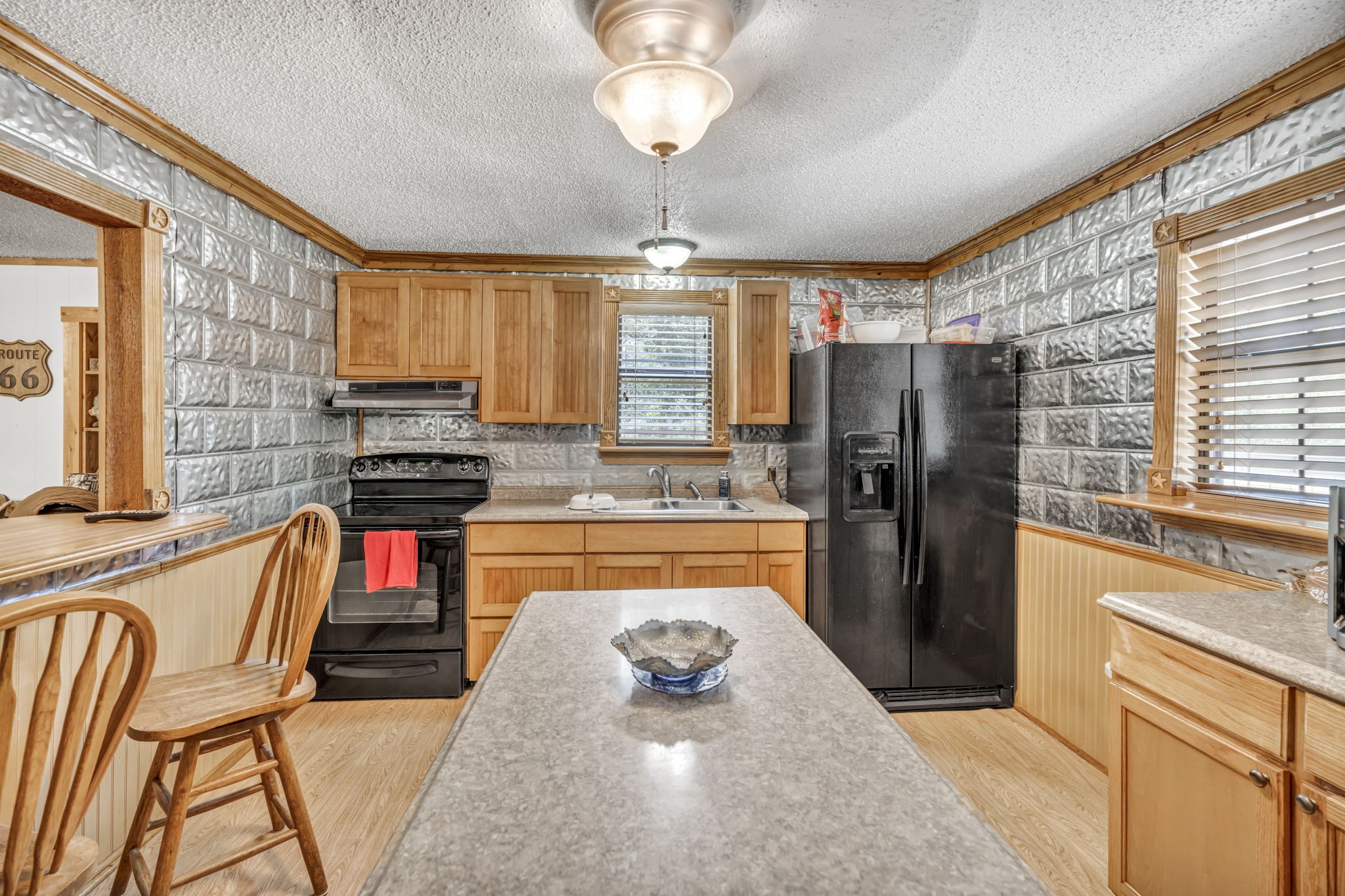 main property photo 16