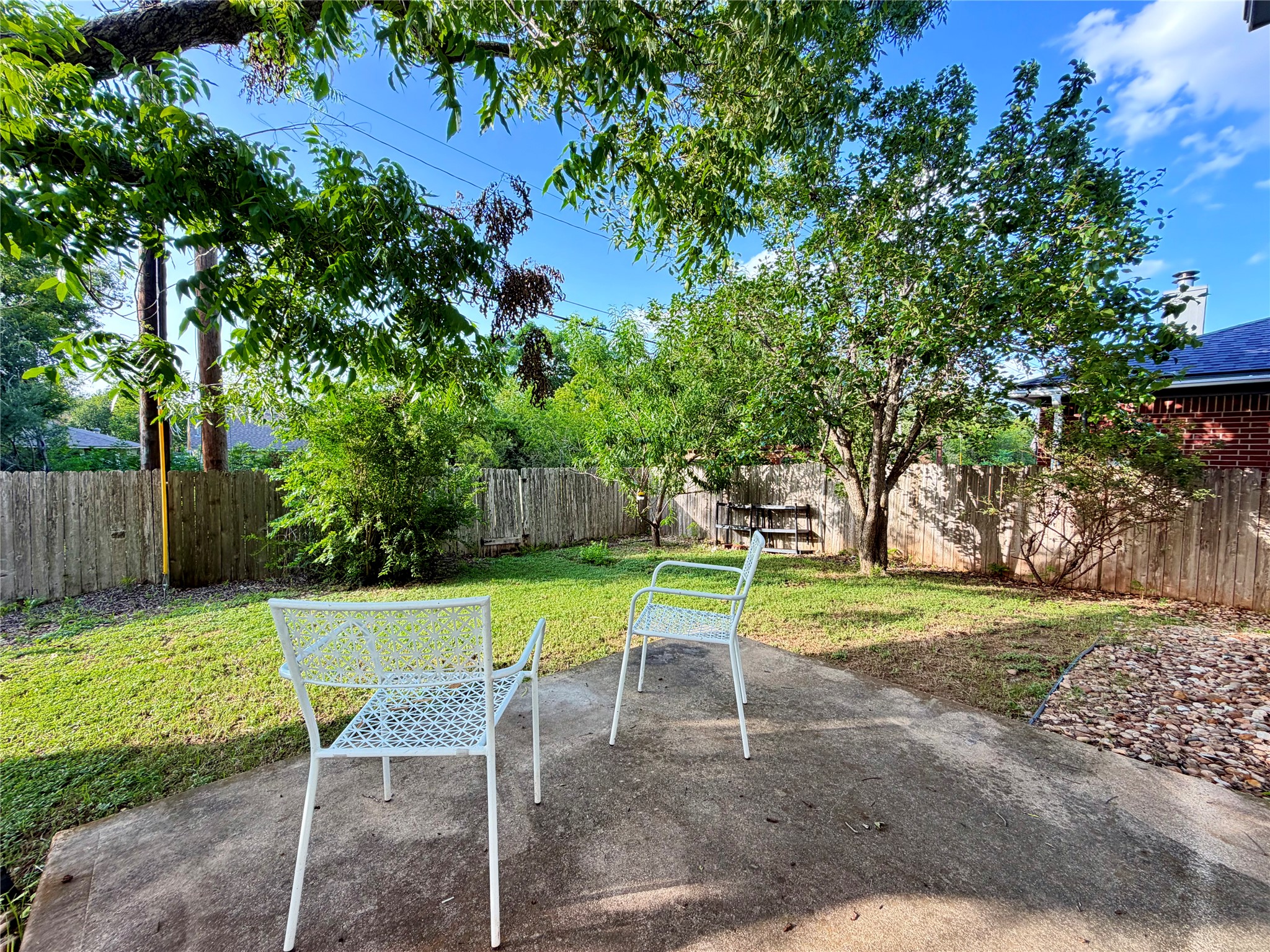 main property photo 36