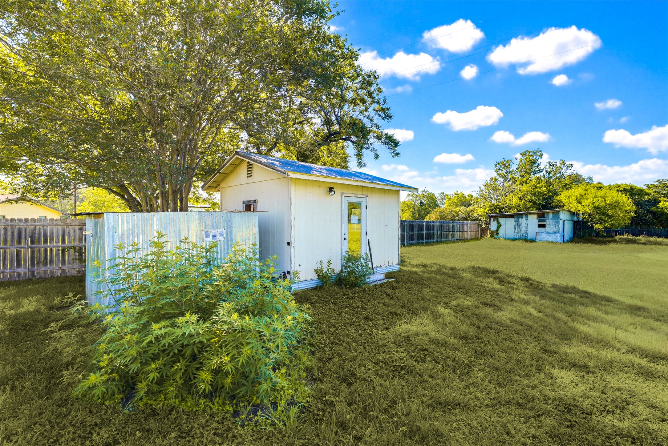 main property photo 29