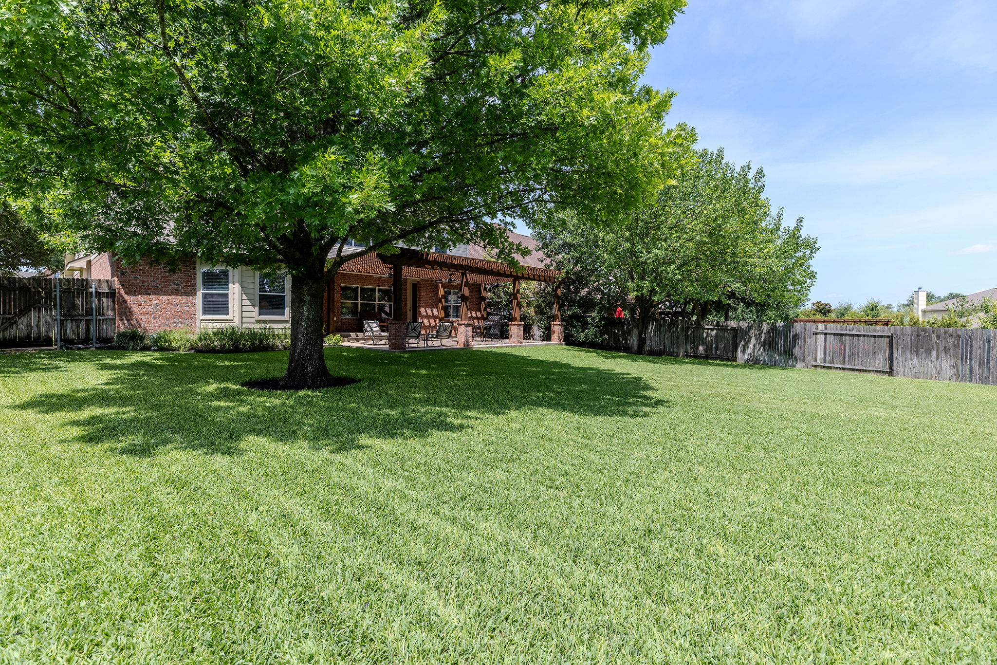 main property photo 36