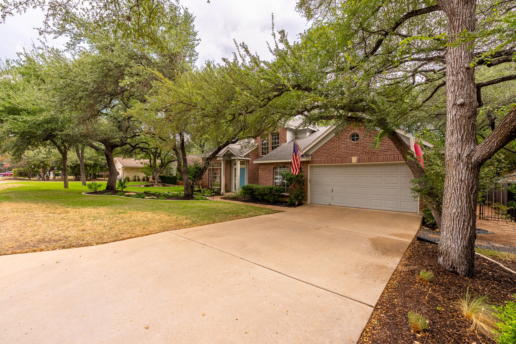 main property photo 2