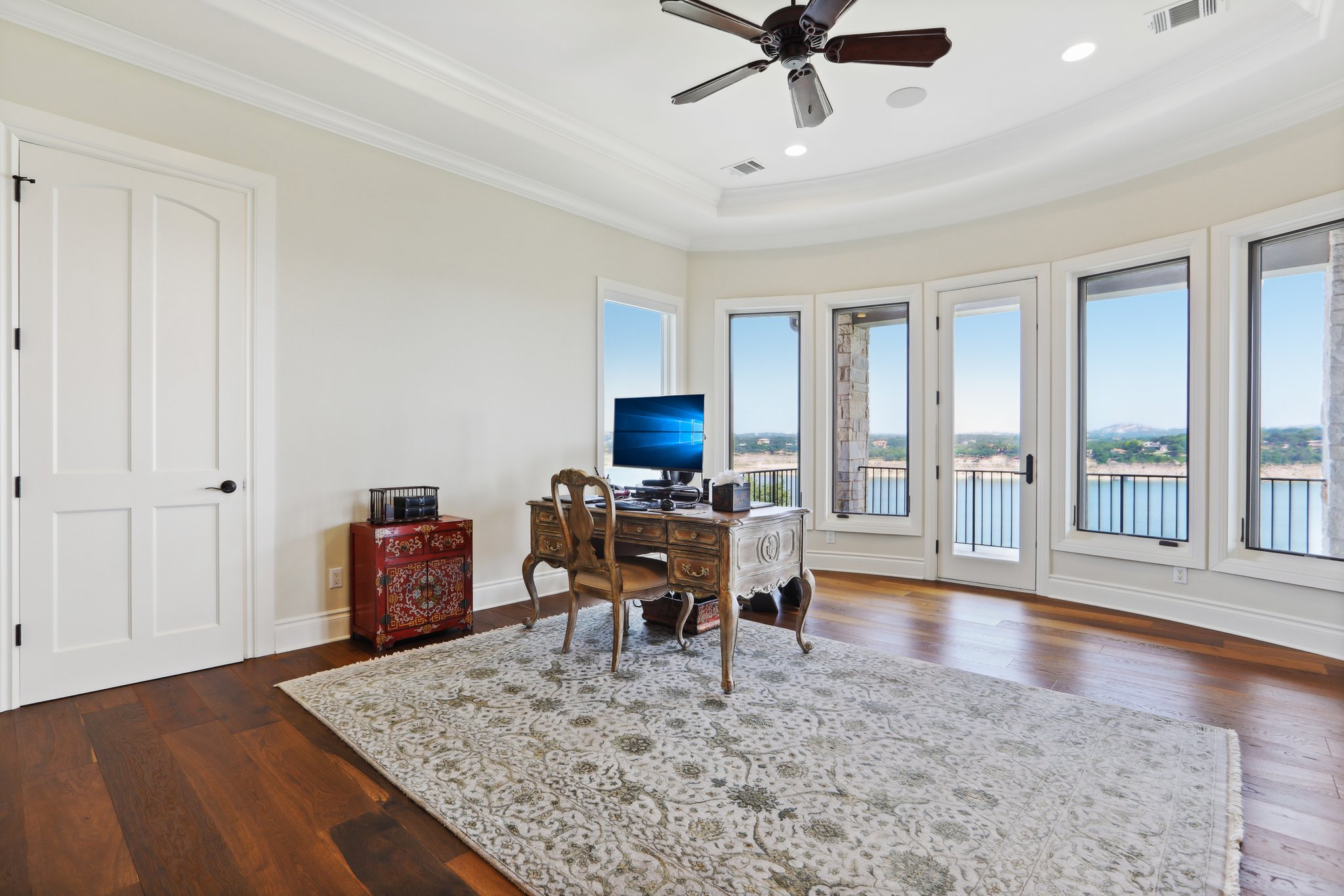 main property photo 20