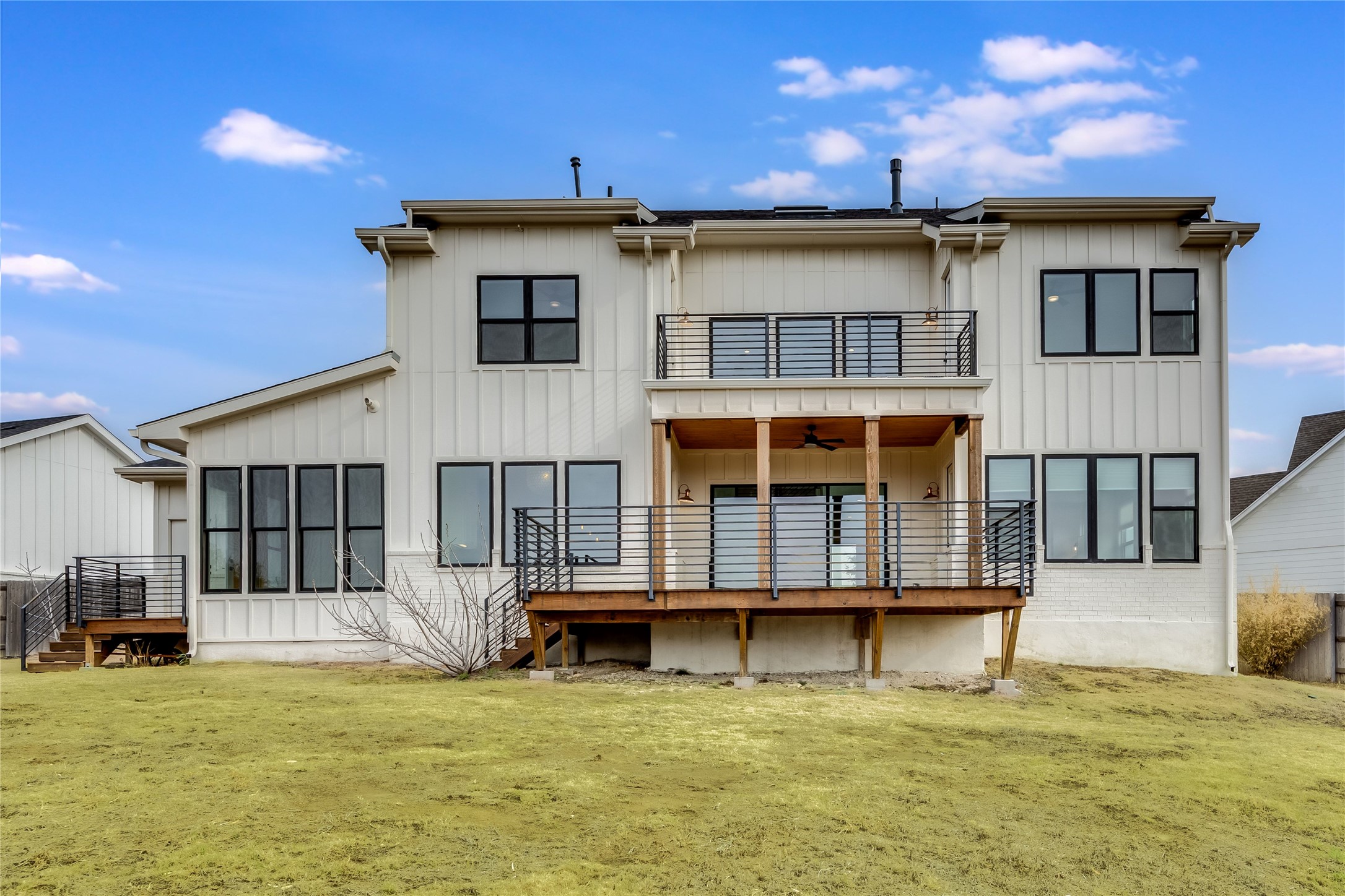 main property photo 36