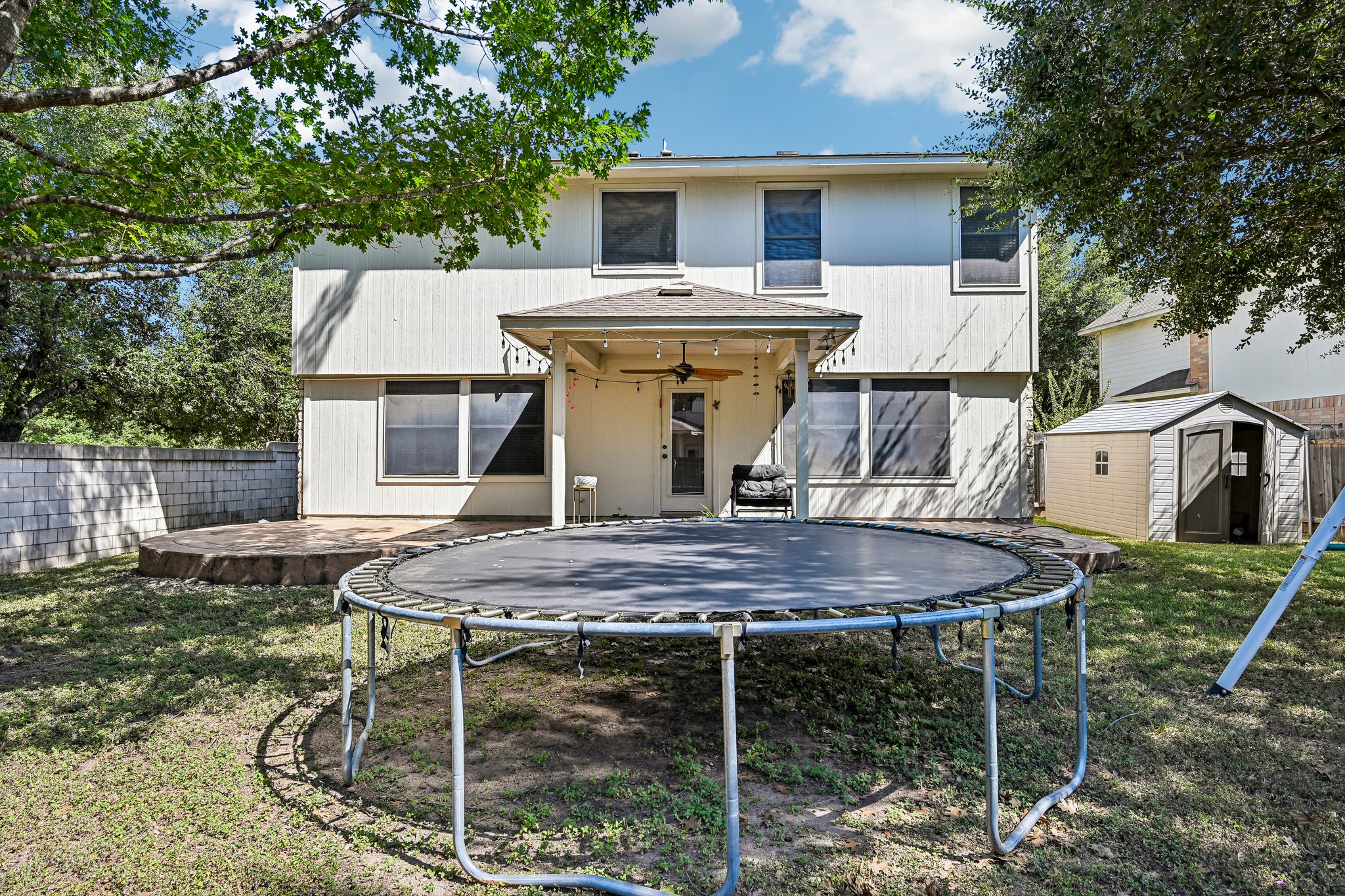 main property photo 34