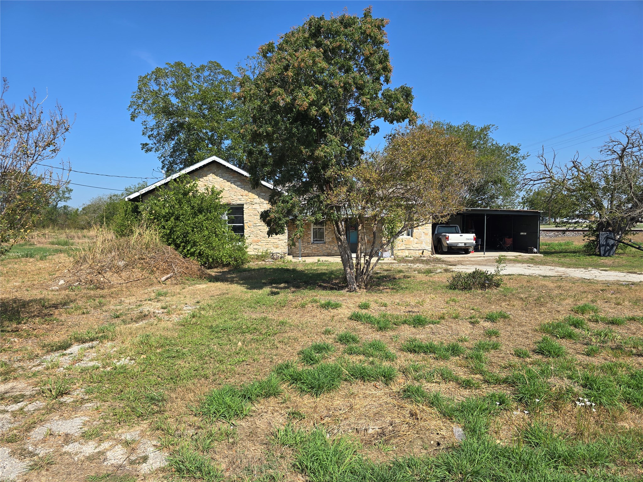 main property photo 1
