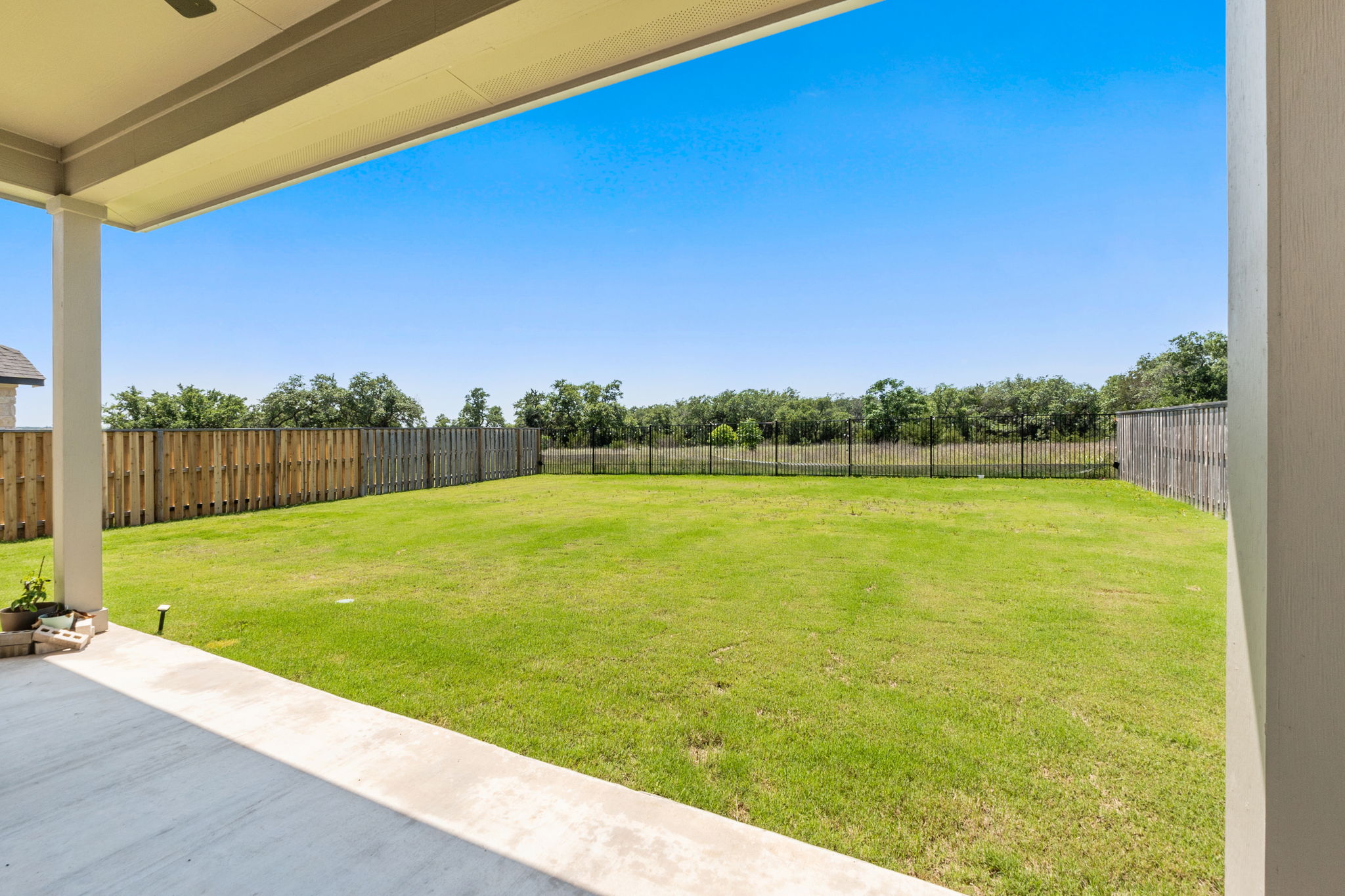 main property photo 37