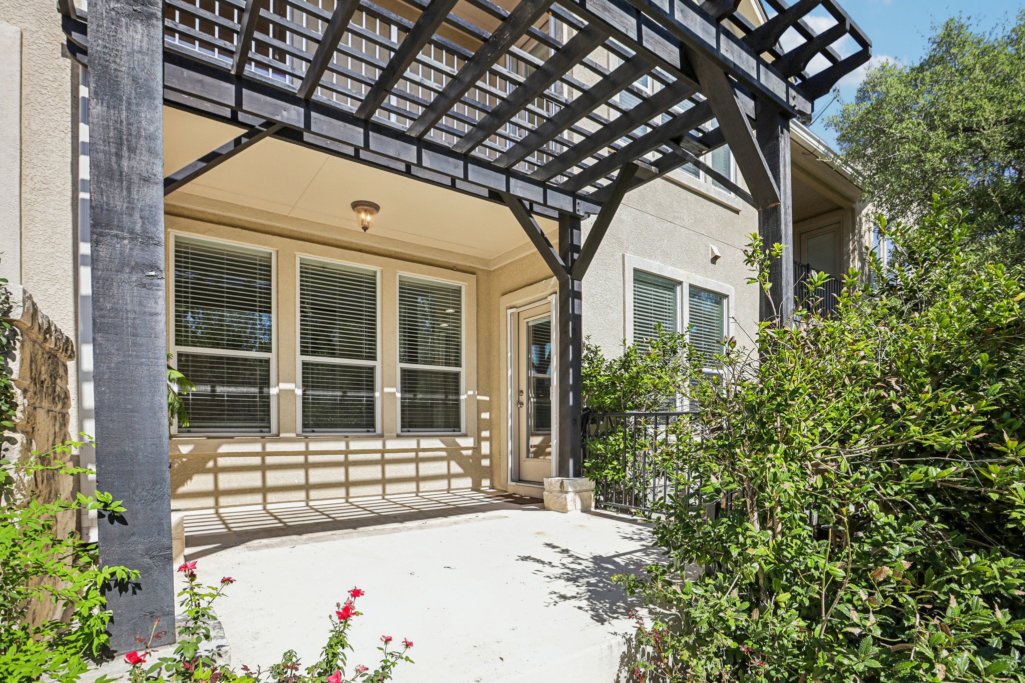 main property photo 29