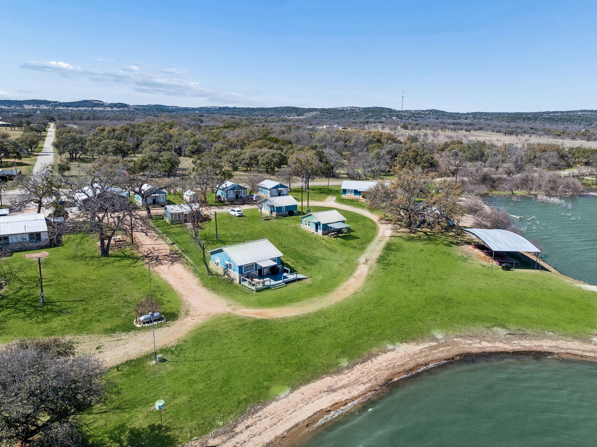 main property photo 3