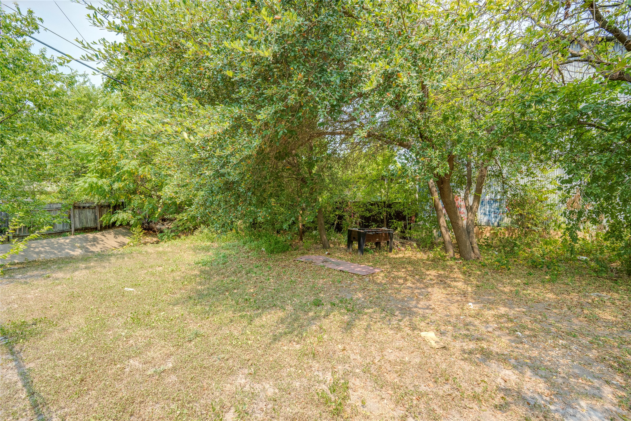 main property photo 29
