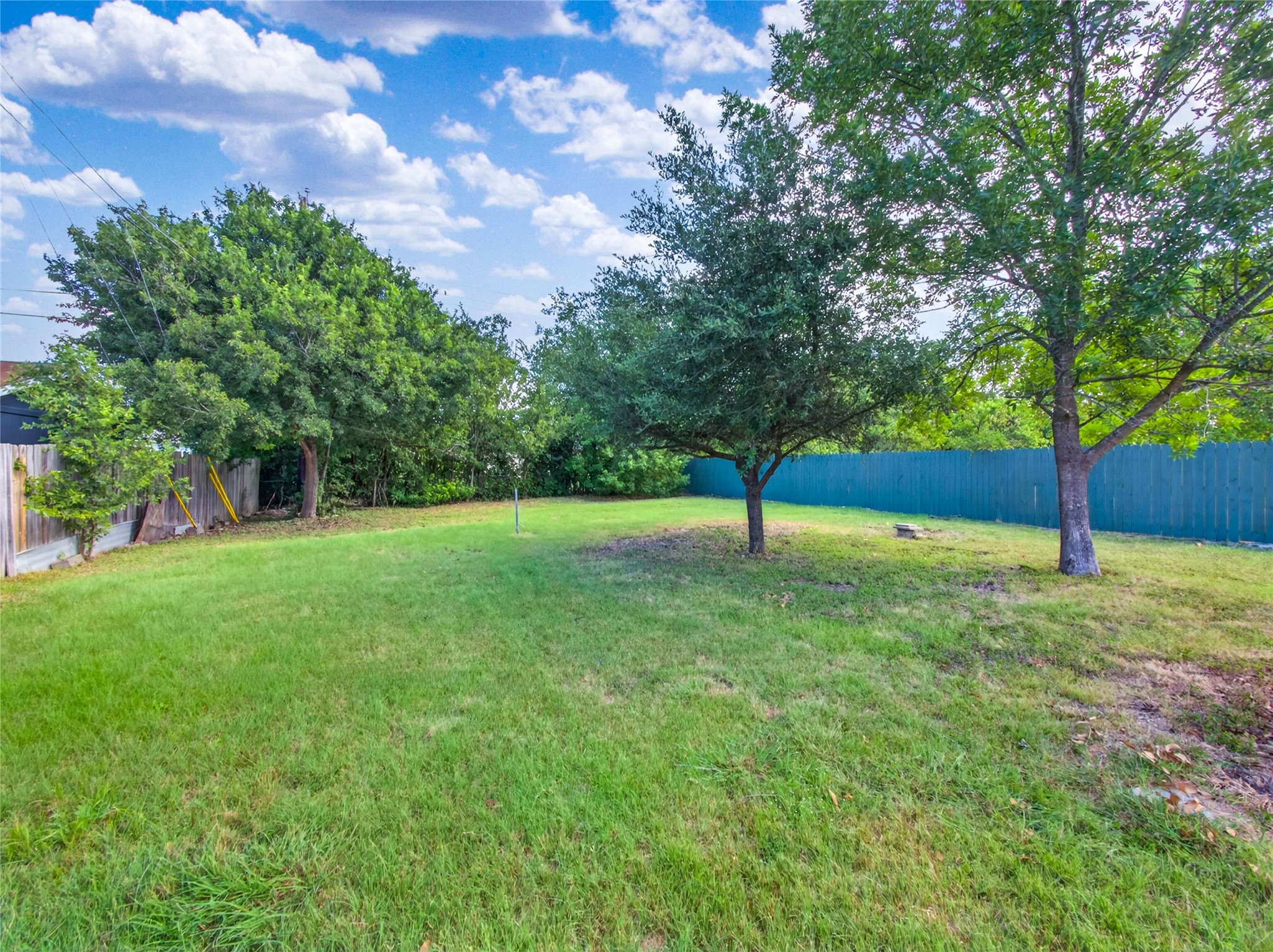 main property photo 27