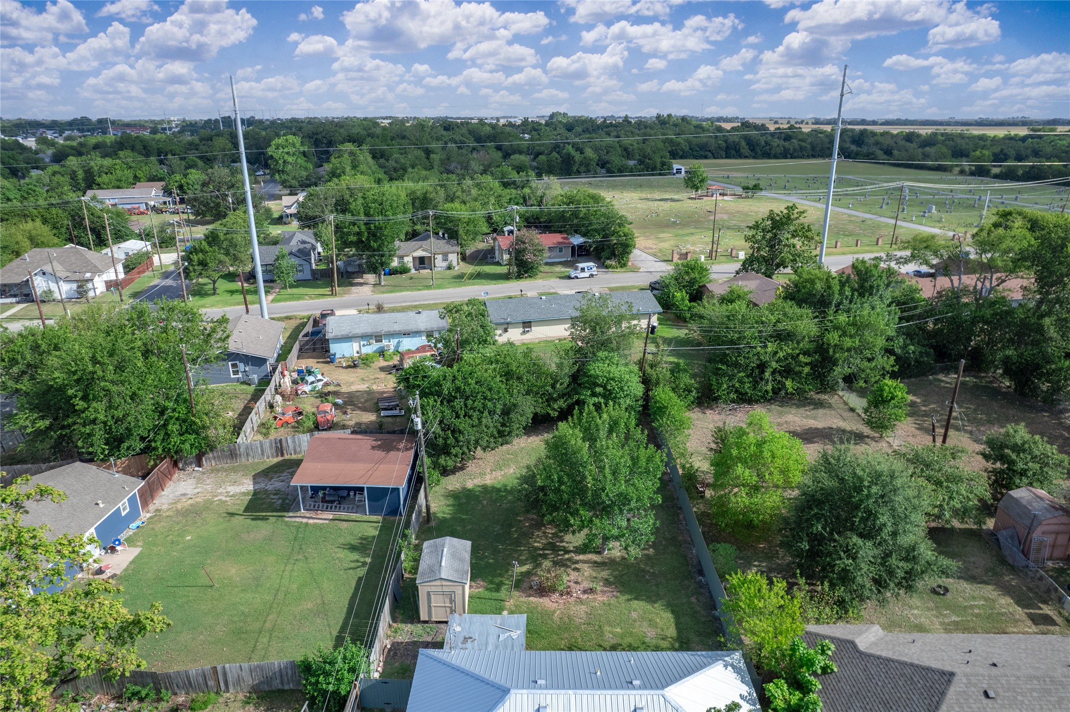 main property photo 31