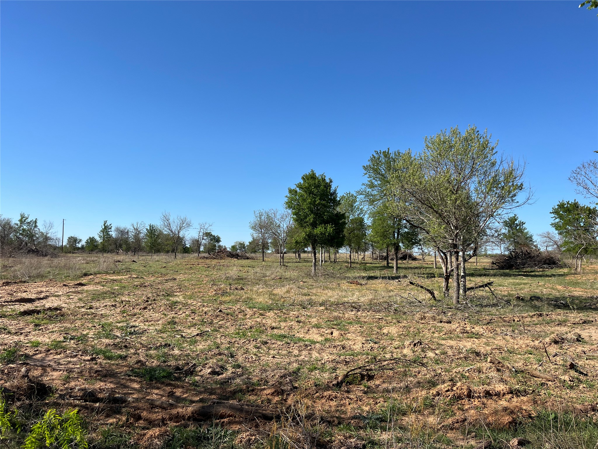 main property photo 25
