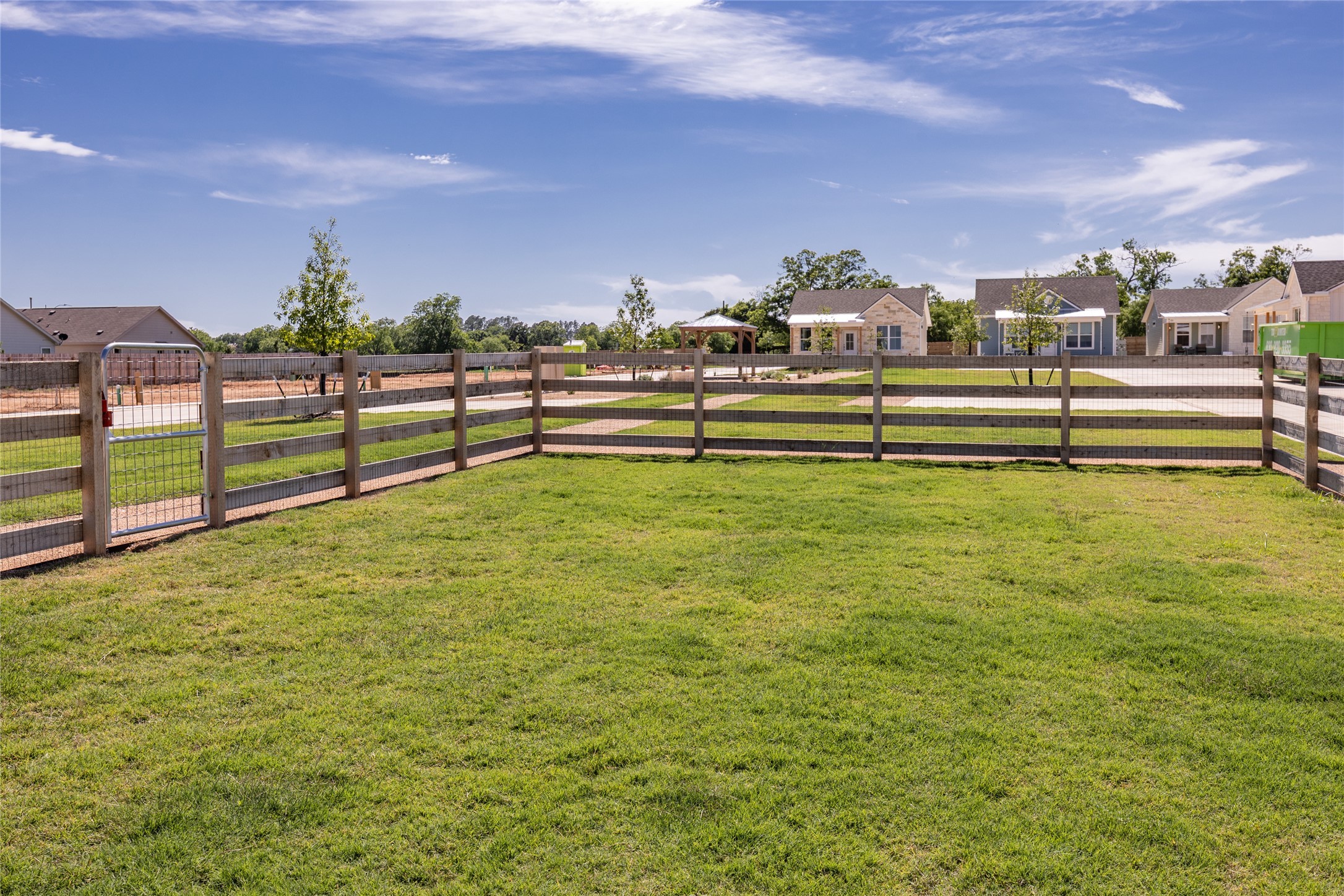 main property photo 19